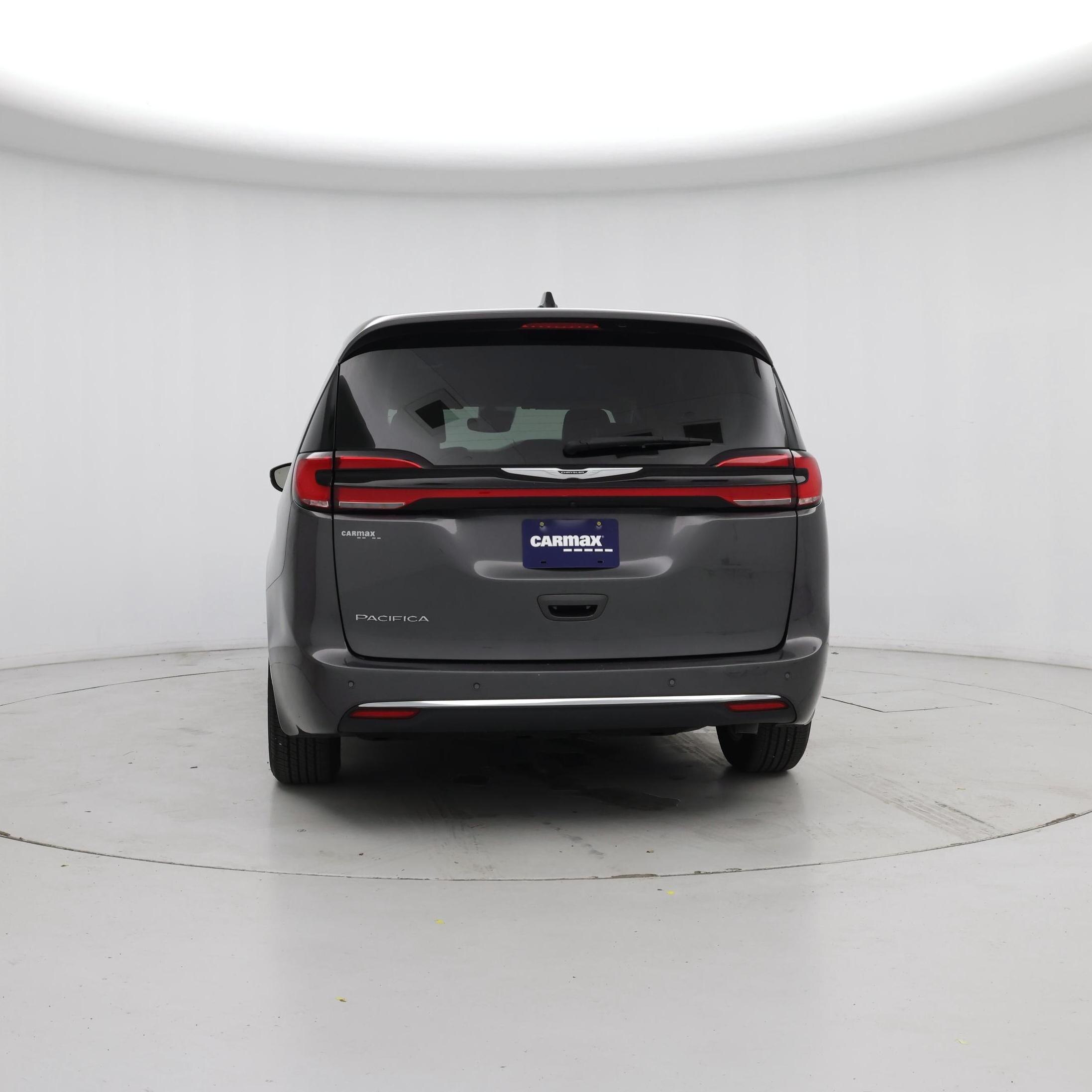Thumbnail: 2023 Chrysler Pacifica - 6