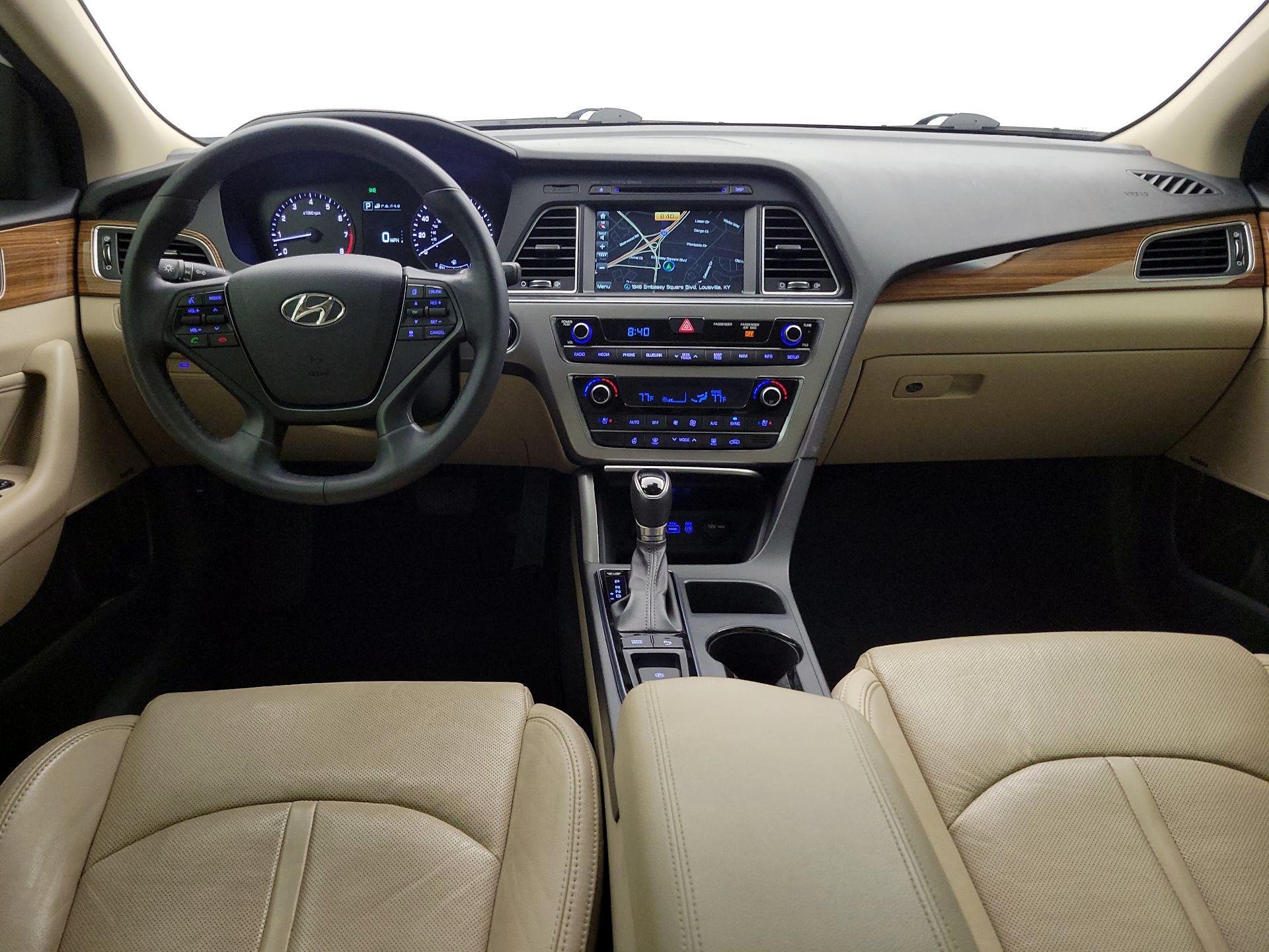 Thumbnail: 2015 Hyundai Sonata - 9