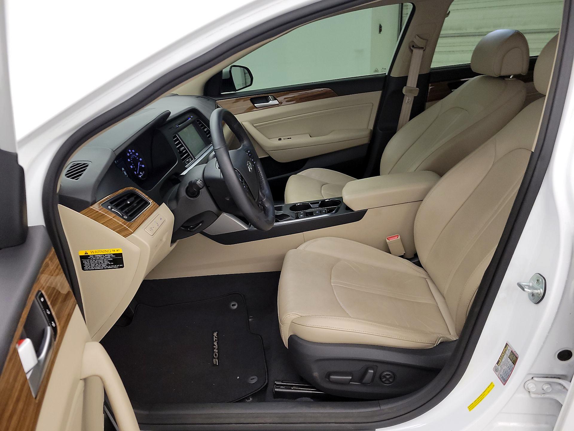 Thumbnail: 2015 Hyundai Sonata - 11