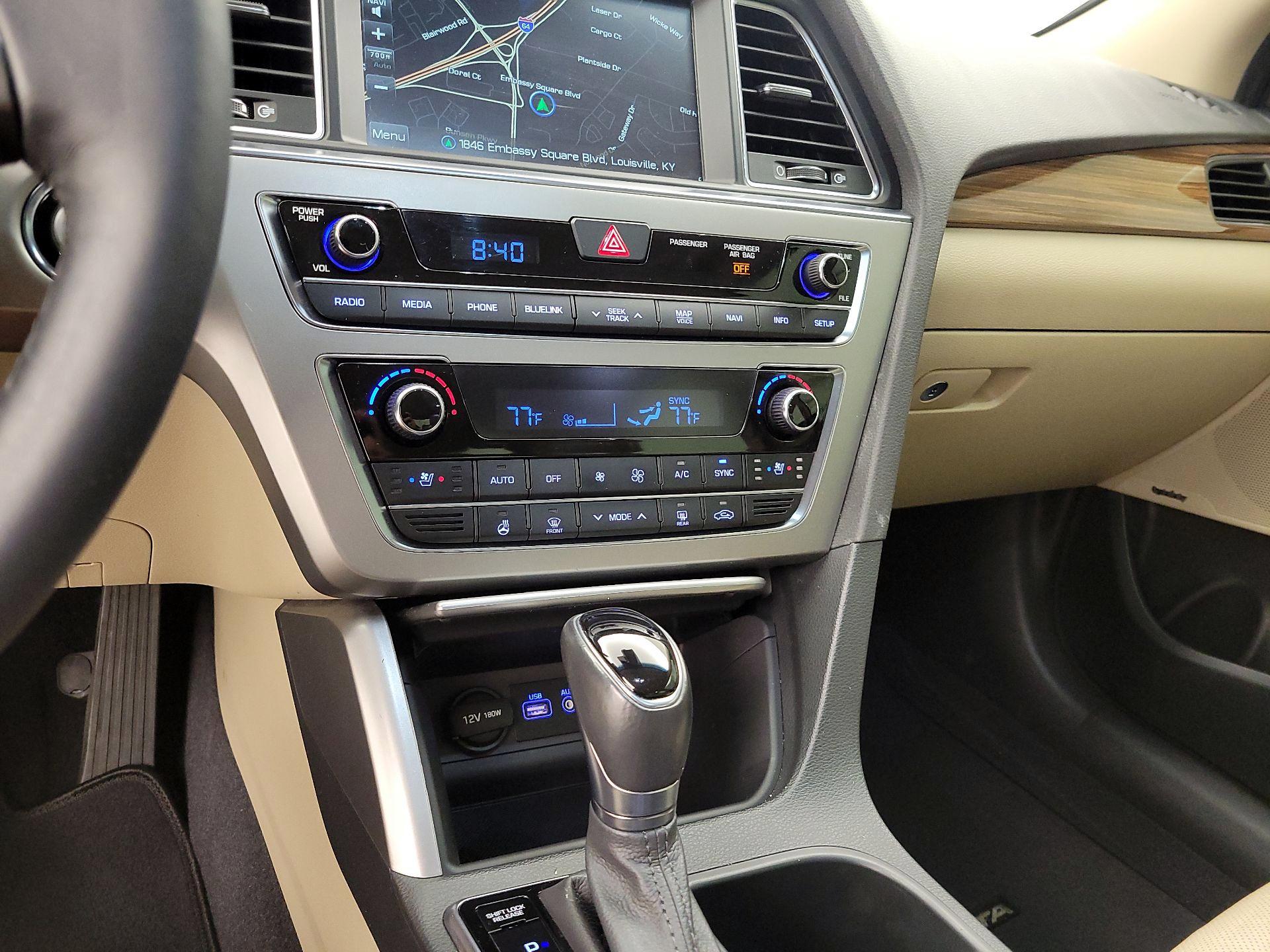 Thumbnail: 2015 Hyundai Sonata - 15