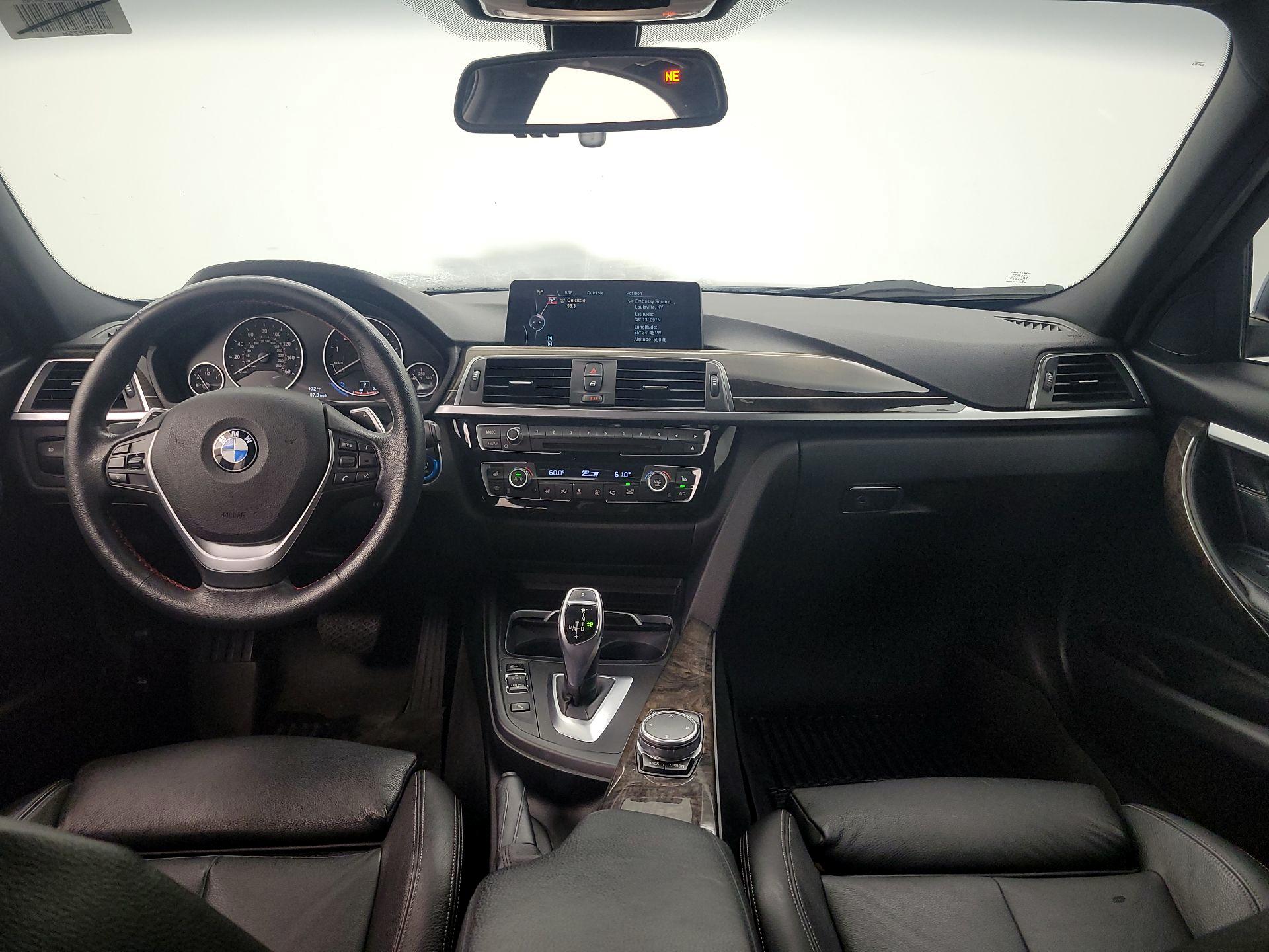 Thumbnail: 2016 BMW 3 Series - 9