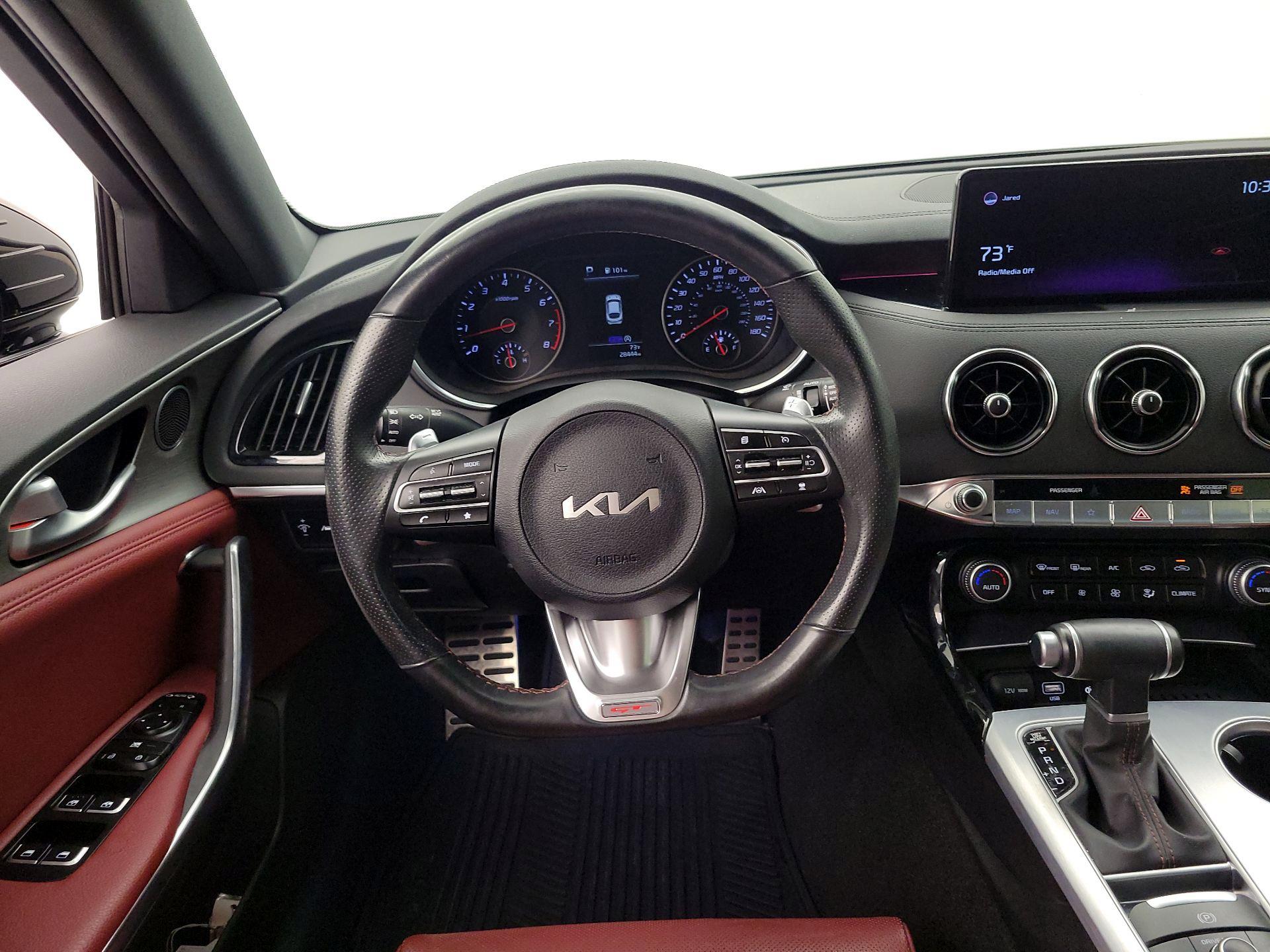 Thumbnail: 2022 Kia Stinger - 10