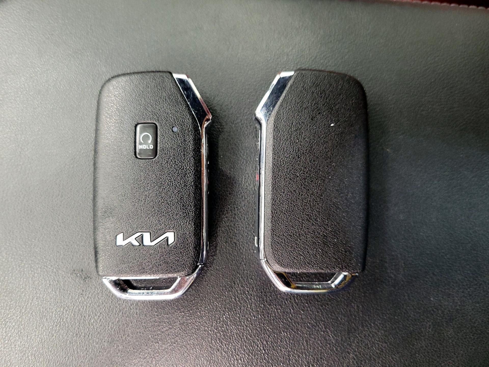 Thumbnail: 2022 Kia Stinger - 19