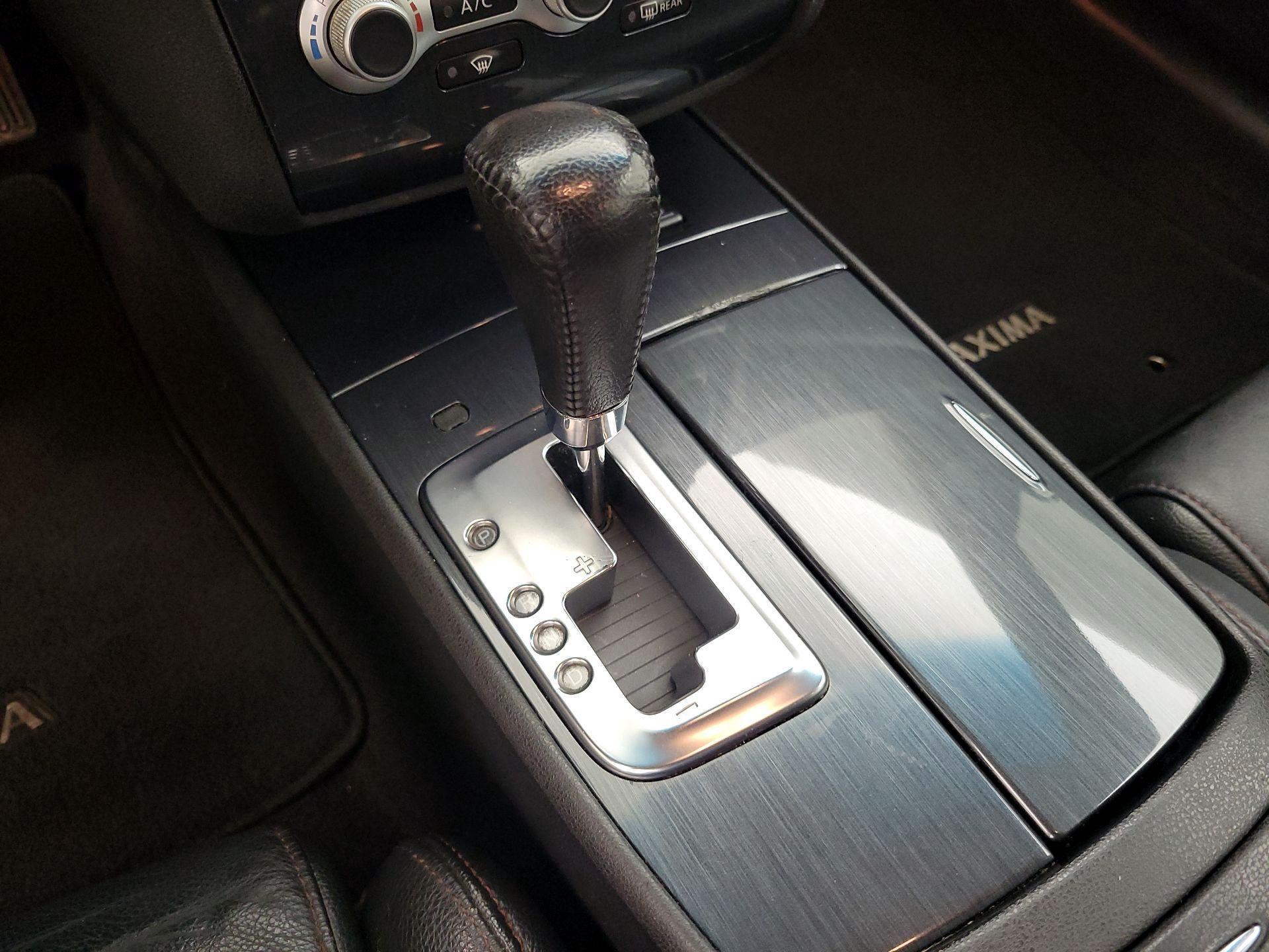 Thumbnail: 2013 Nissan Maxima - 15