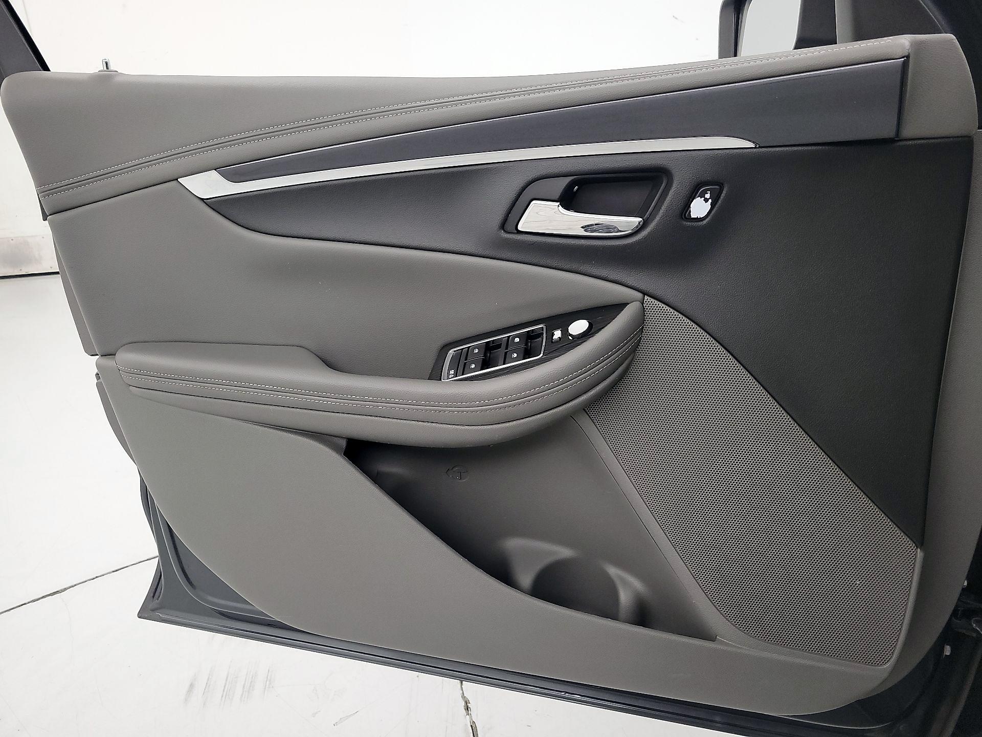 Thumbnail: 2019 Chevrolet Impala - 12