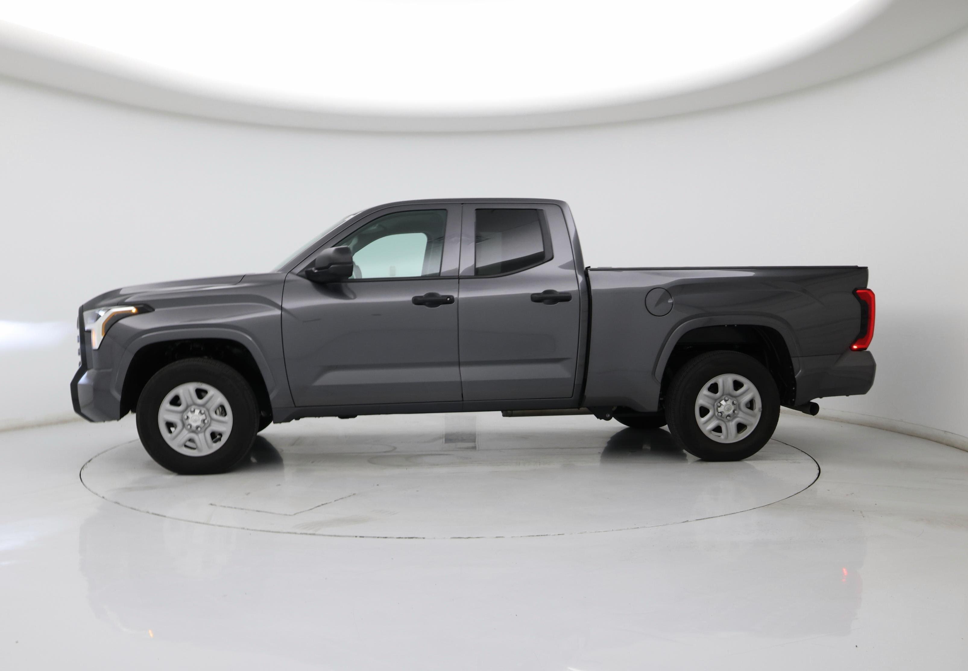 Thumbnail: 2024 Toyota Tundra - 3