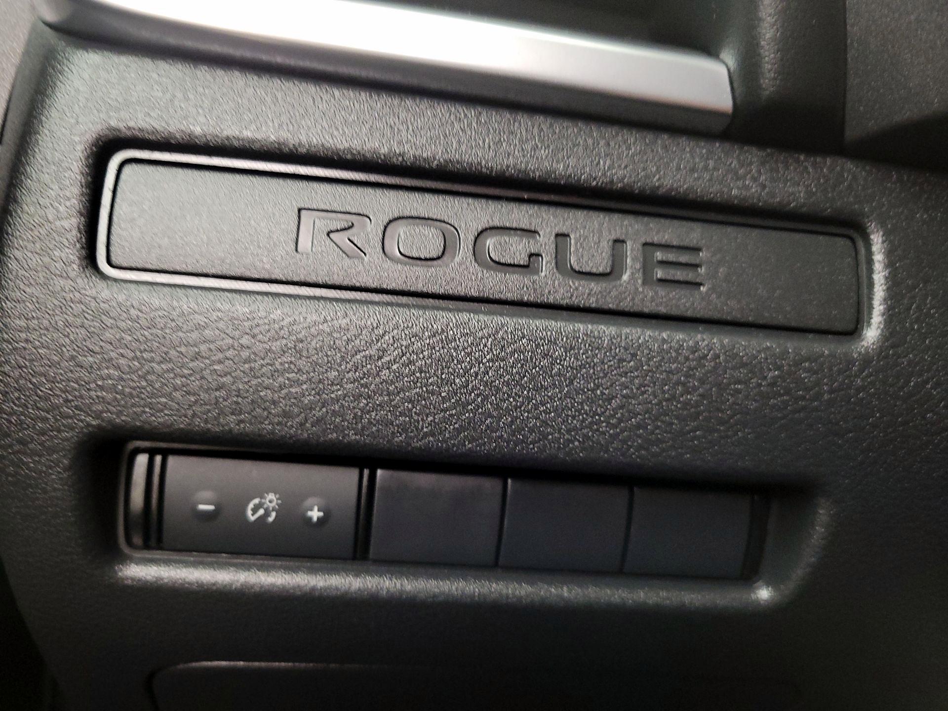 Thumbnail: 2023 Nissan Rogue - 13