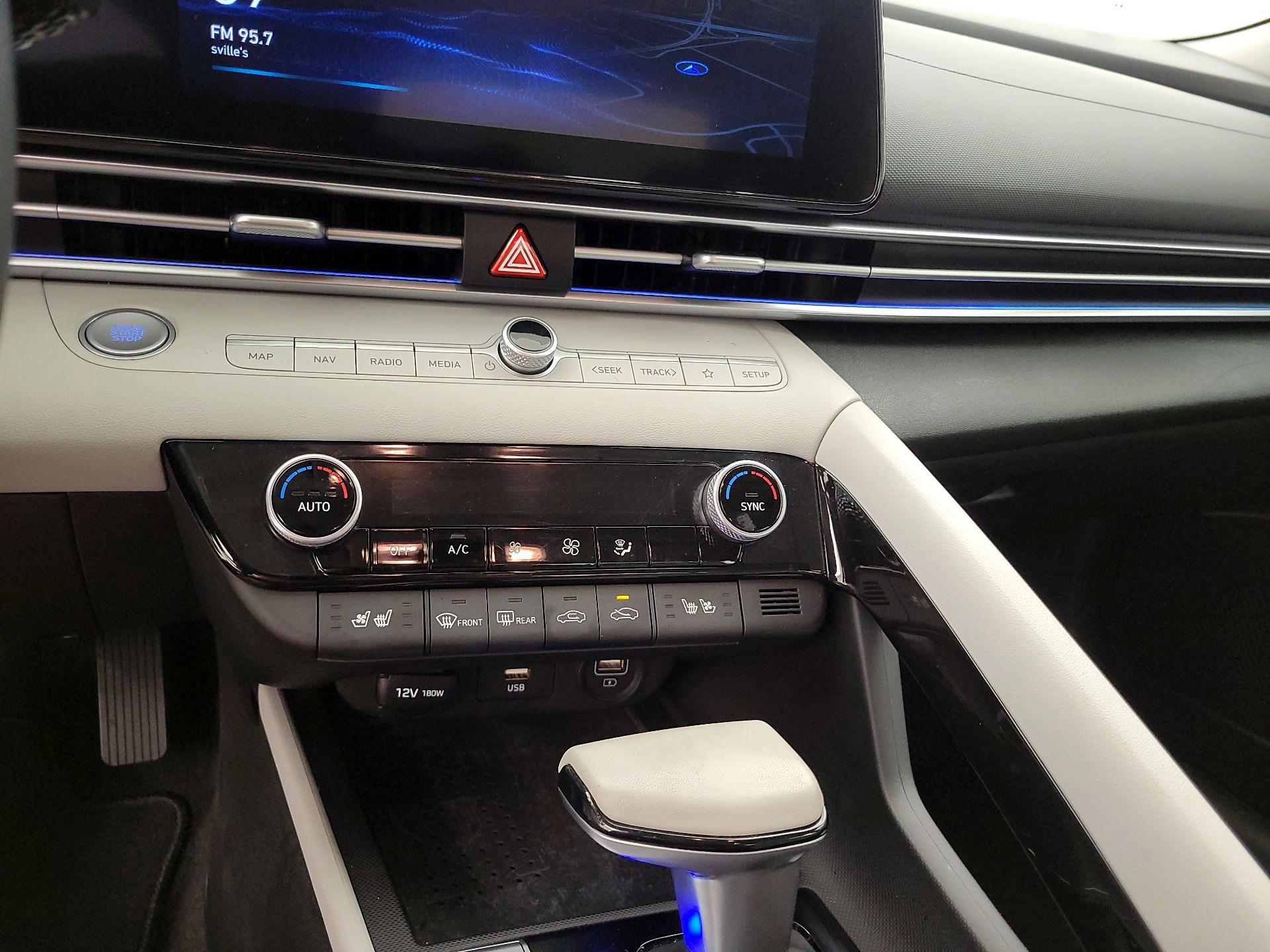 Thumbnail: 2021 Hyundai Elantra - 15