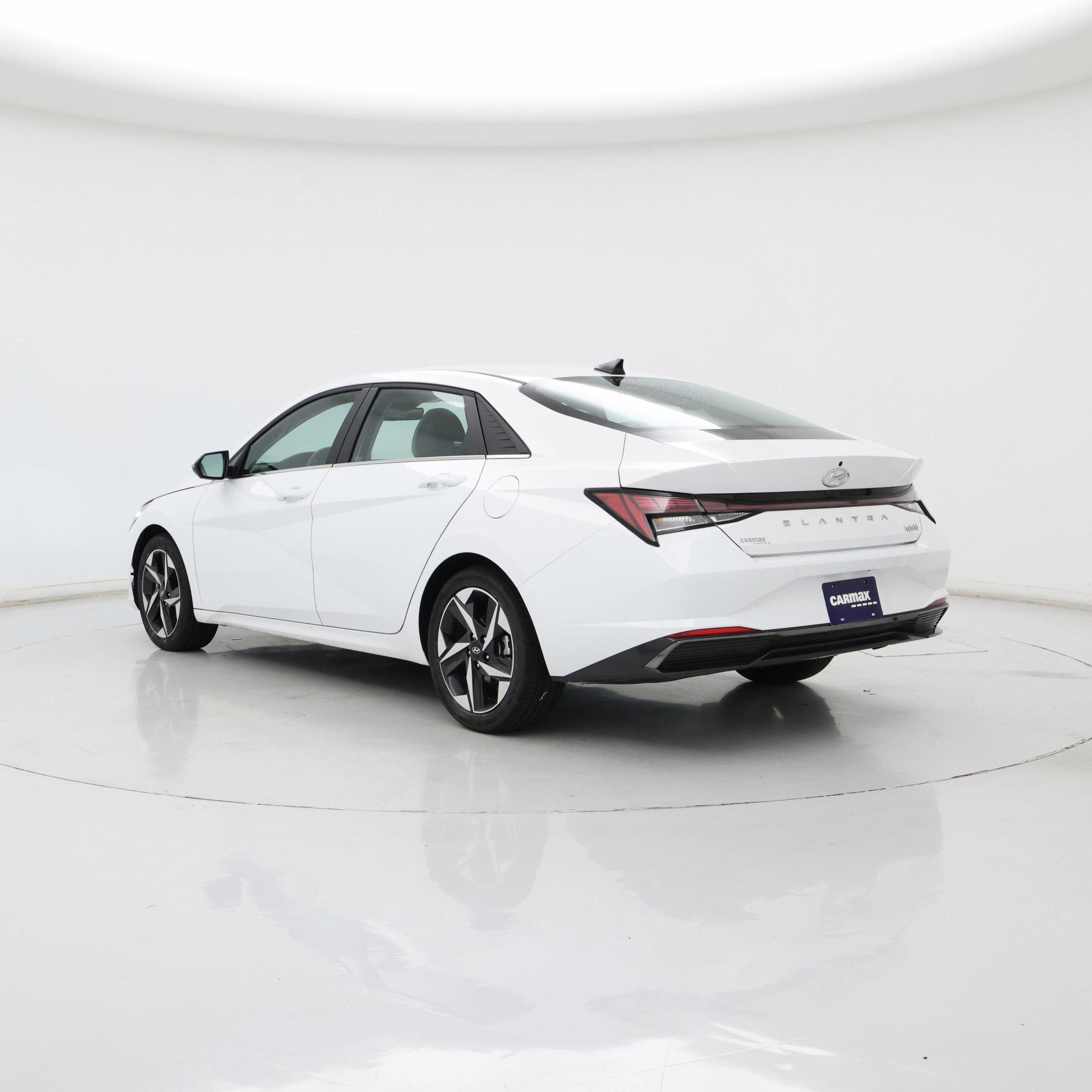 Thumbnail: 2021 Hyundai Elantra - 2