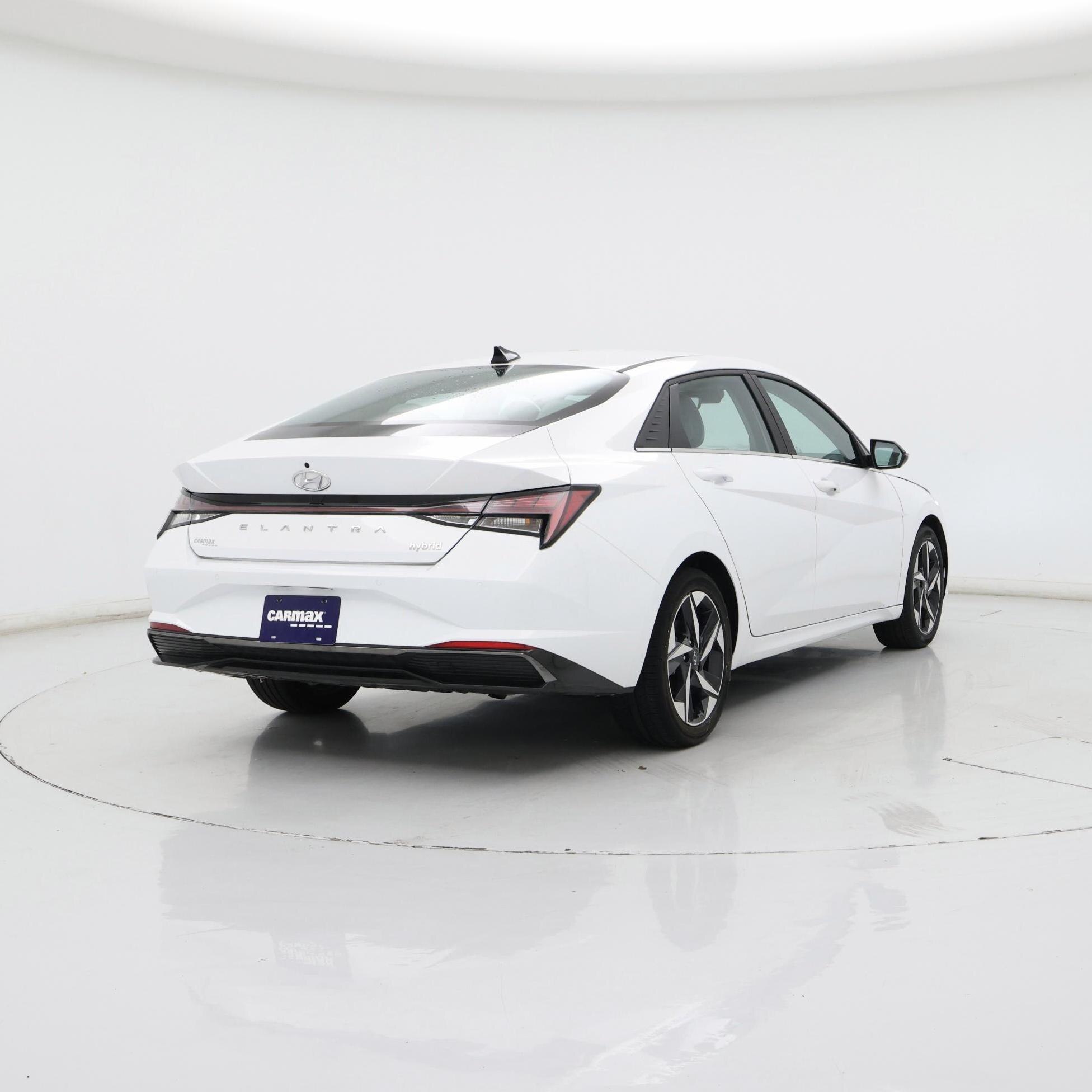 Thumbnail: 2021 Hyundai Elantra - 8