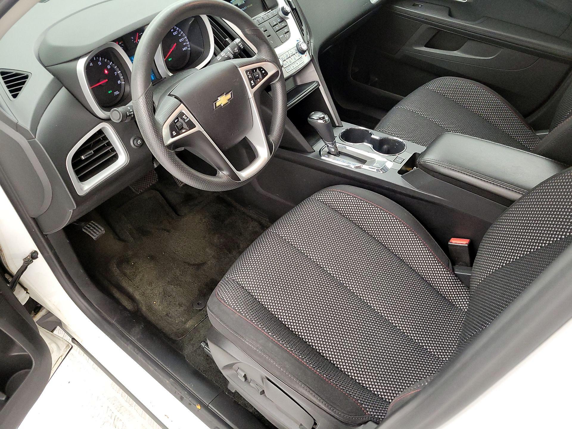 Thumbnail: 2017 Chevrolet Equinox - 11