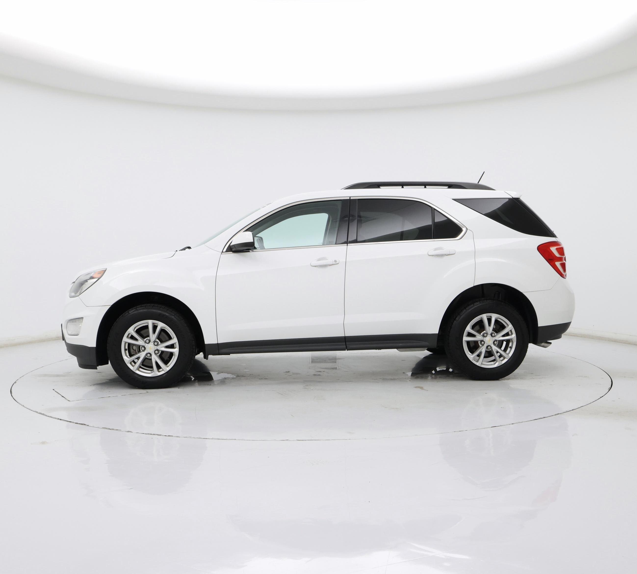 Thumbnail: 2017 Chevrolet Equinox - 3
