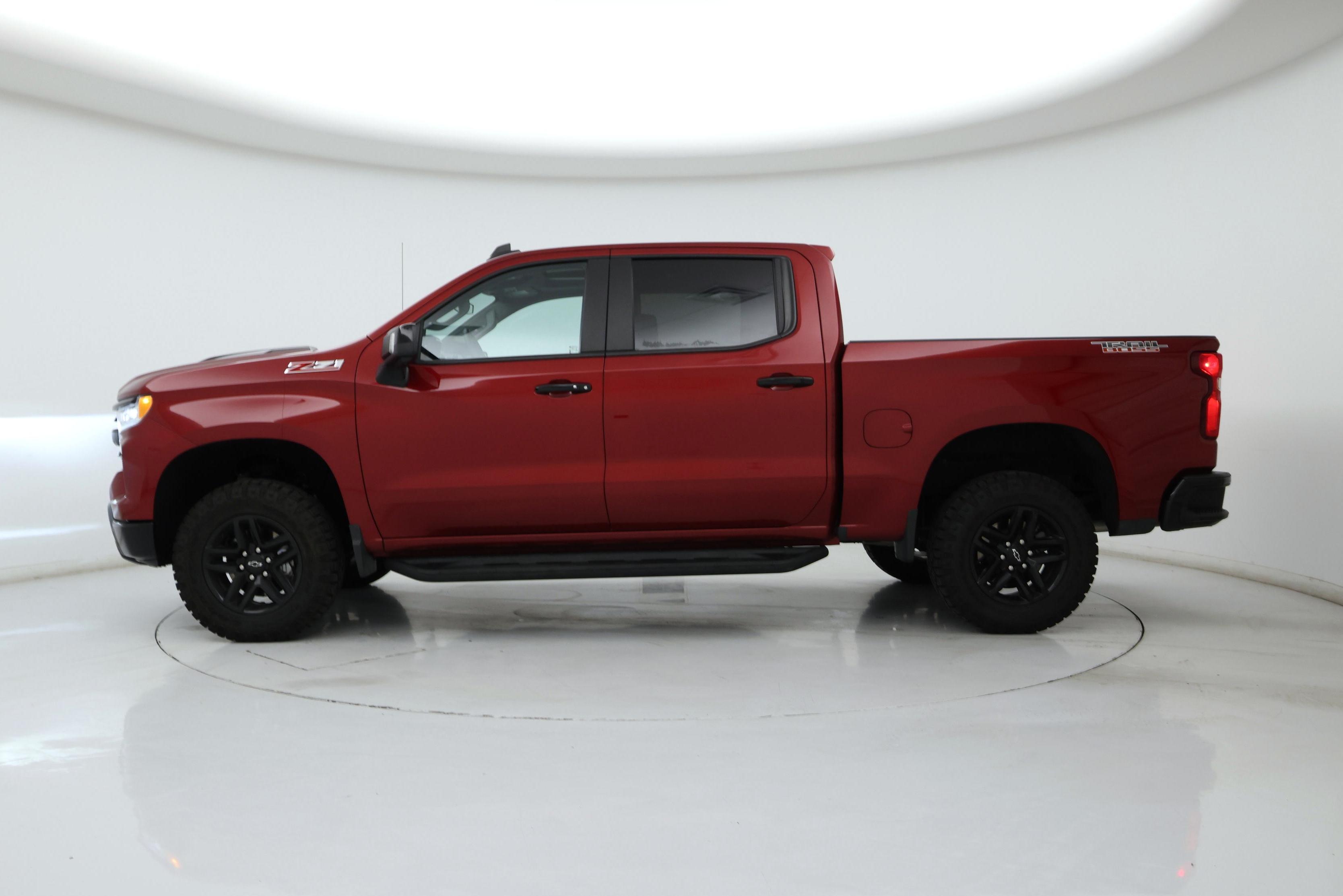 Thumbnail: 2022 Chevrolet Silverado 1500 - 3