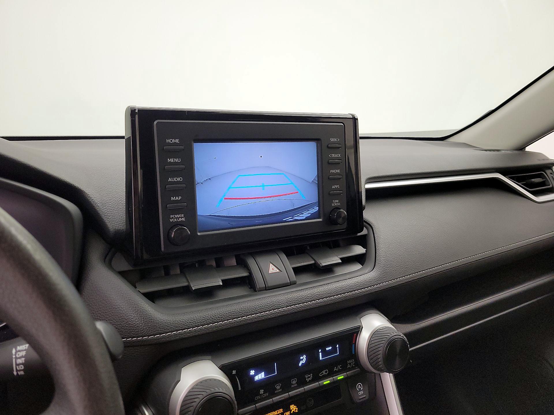 Thumbnail: 2019 Toyota RAV4 - 13