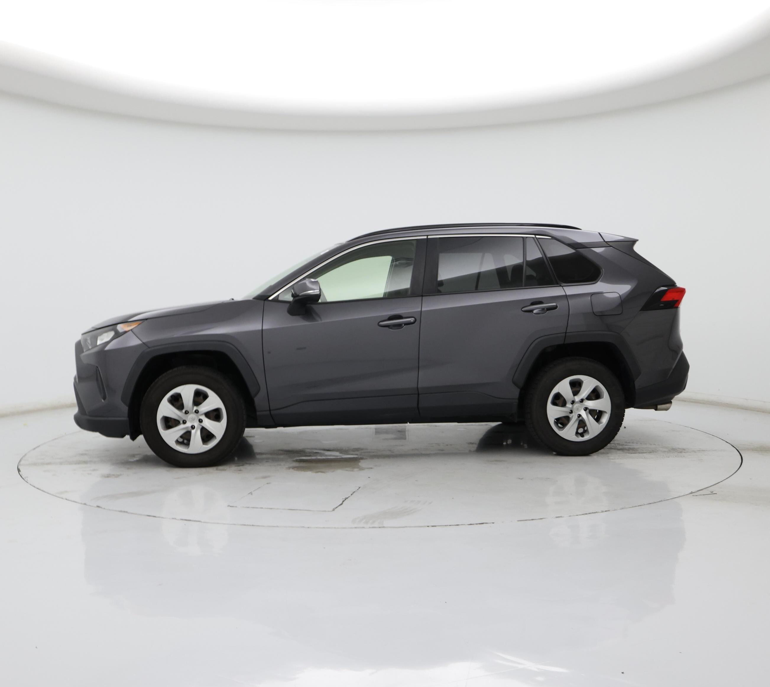 Thumbnail: 2019 Toyota RAV4 - 3