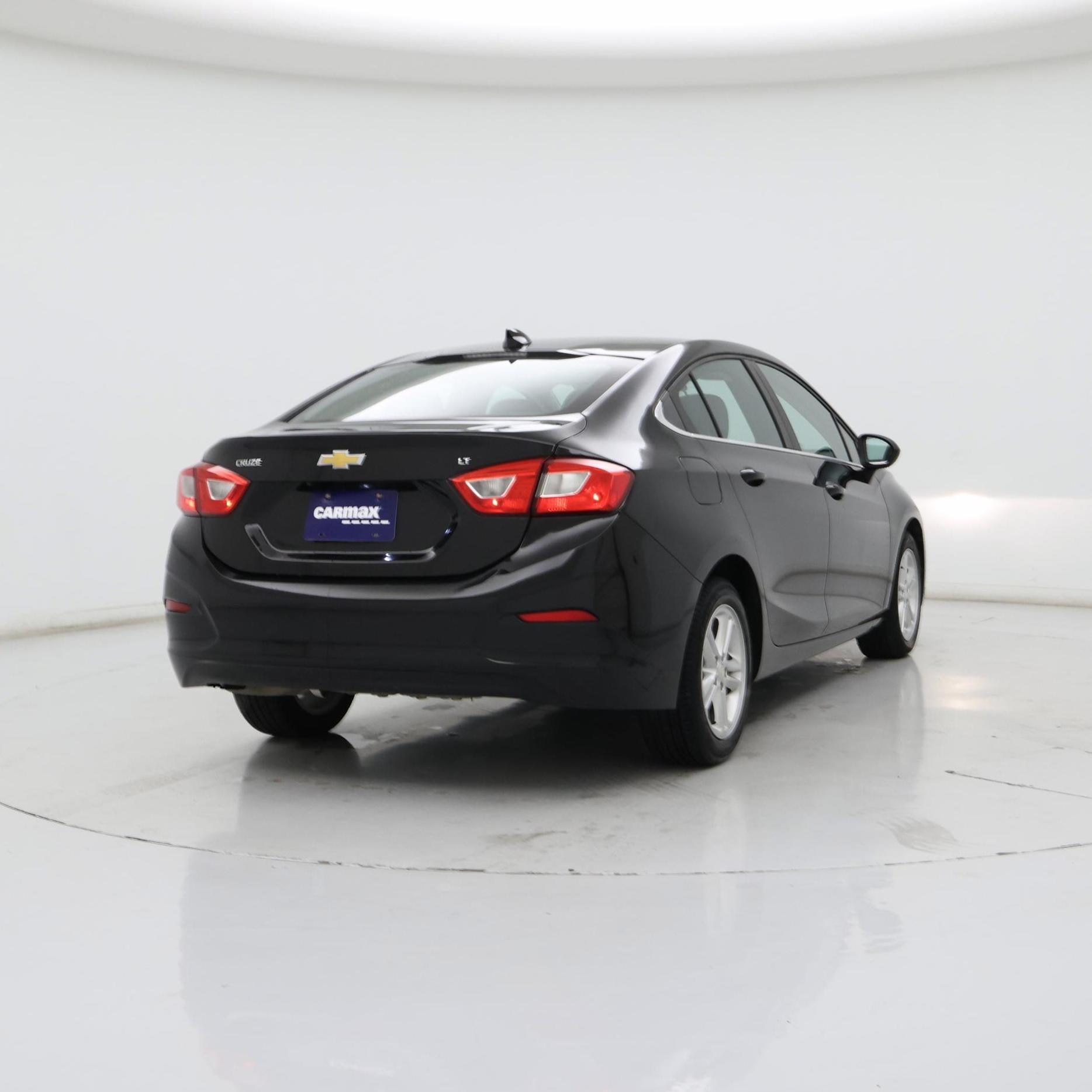 Thumbnail: 2018 Chevrolet Cruze - 8