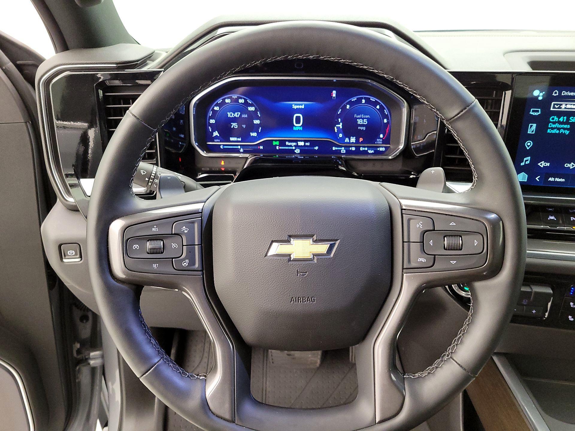 Thumbnail: 2025 Chevrolet Silverado 1500 - 10