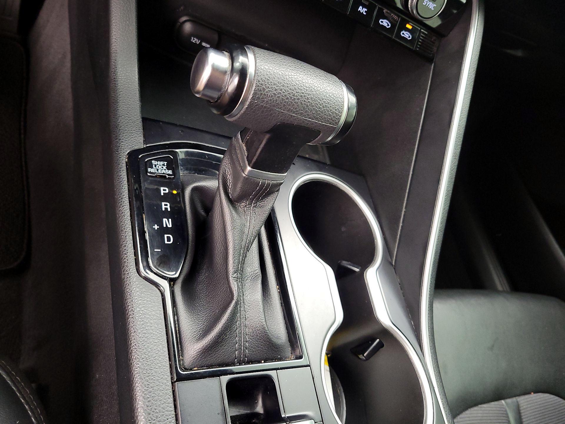 Thumbnail: 2021 Kia K5 - 16