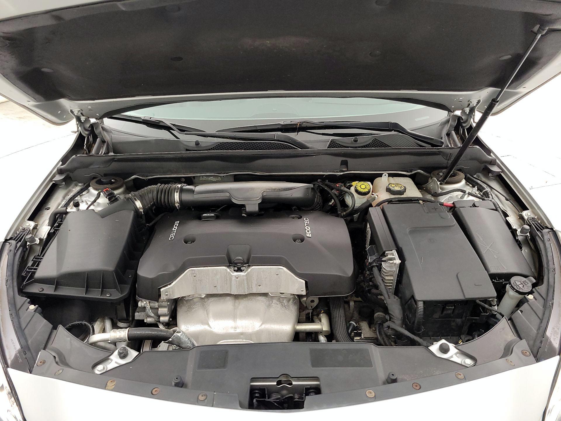Thumbnail: 2015 Chevrolet Malibu - 19