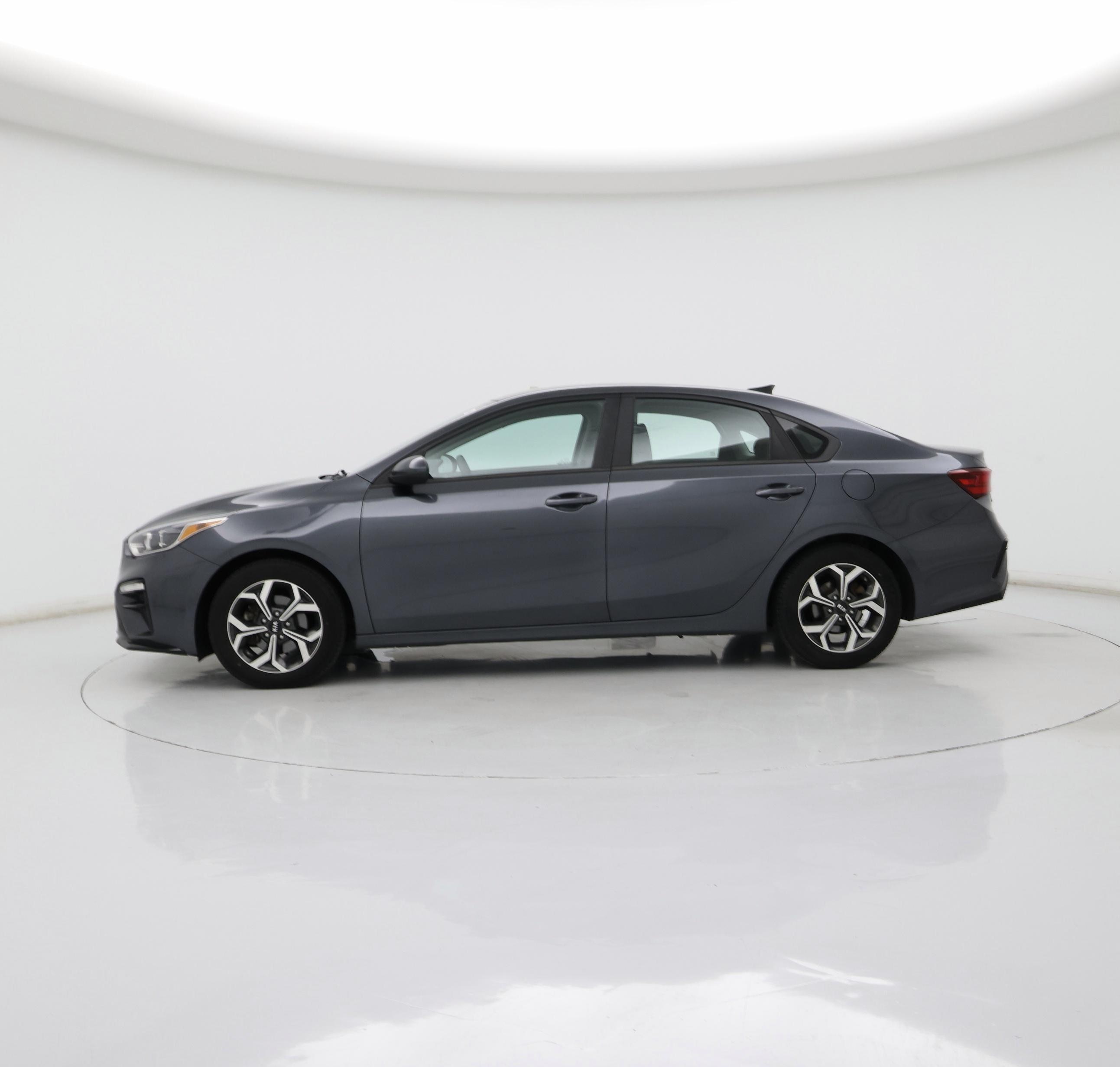 Thumbnail: 2019 Kia Forte - 3
