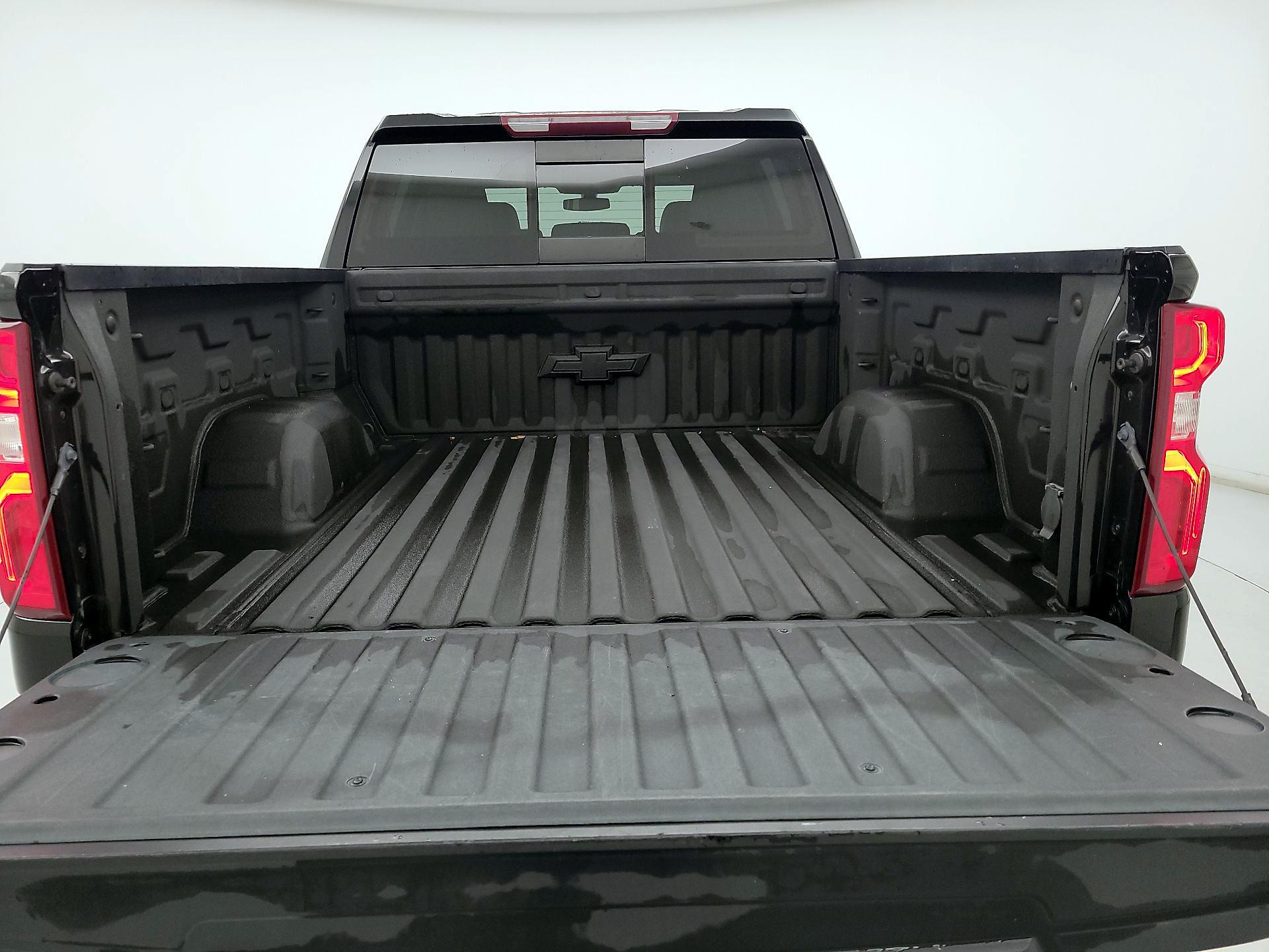 Thumbnail: 2021 Chevrolet Silverado 1500 - 18