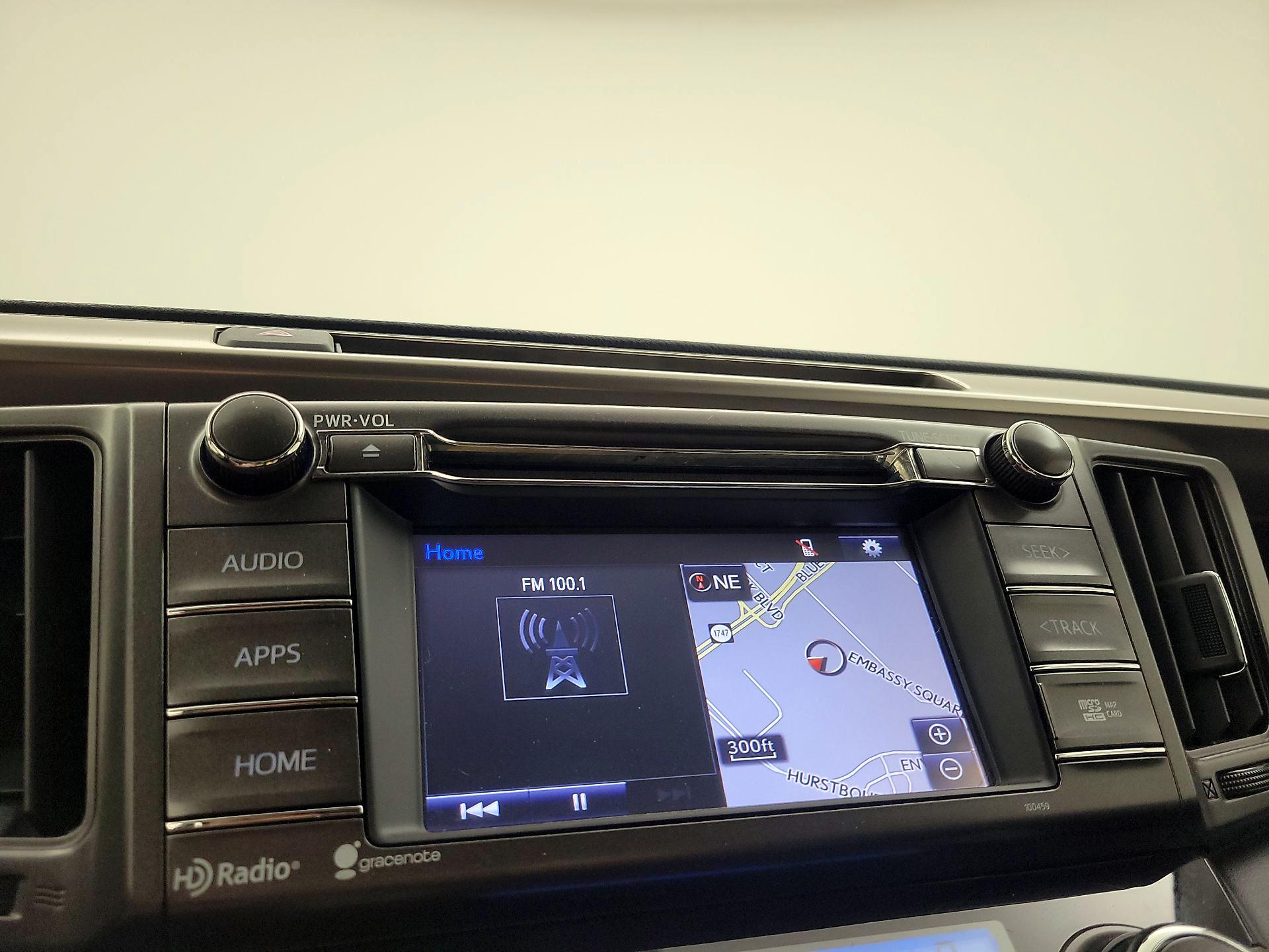 Thumbnail: 2015 Toyota RAV4 - 13