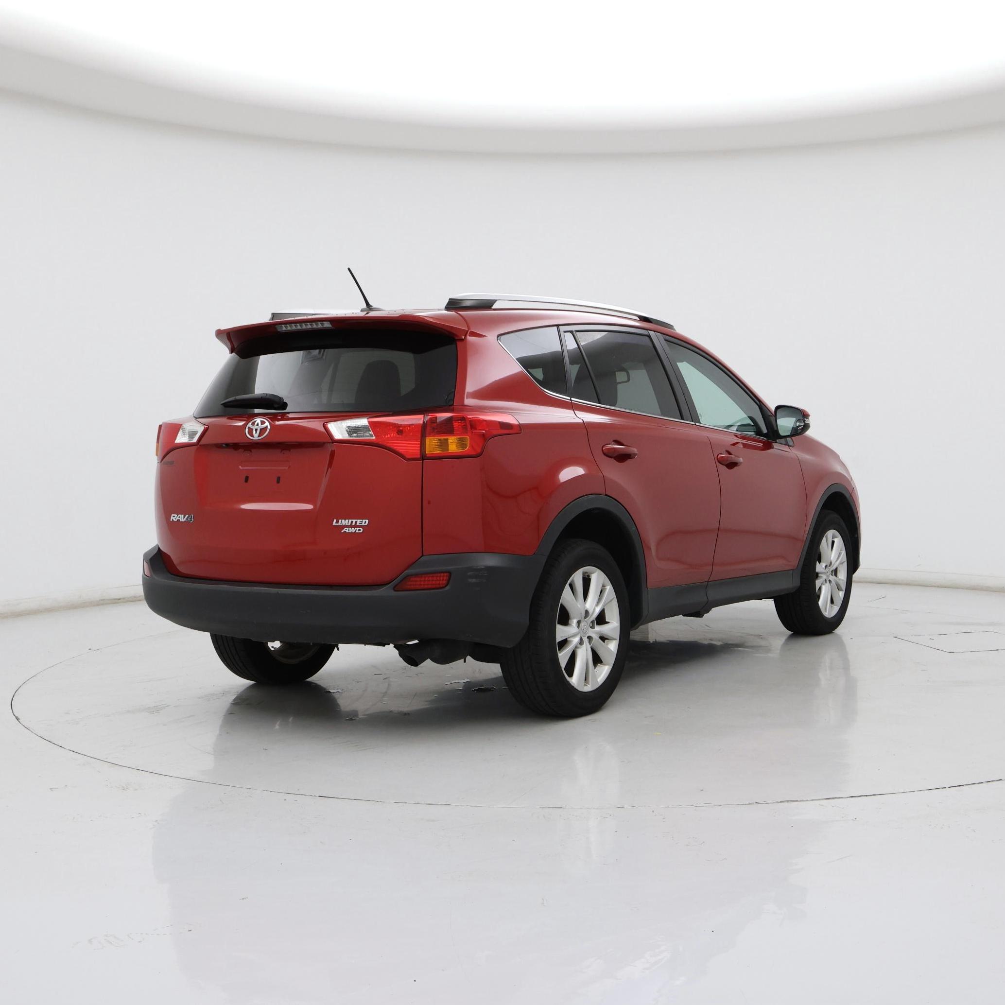 Thumbnail: 2015 Toyota RAV4 - 8