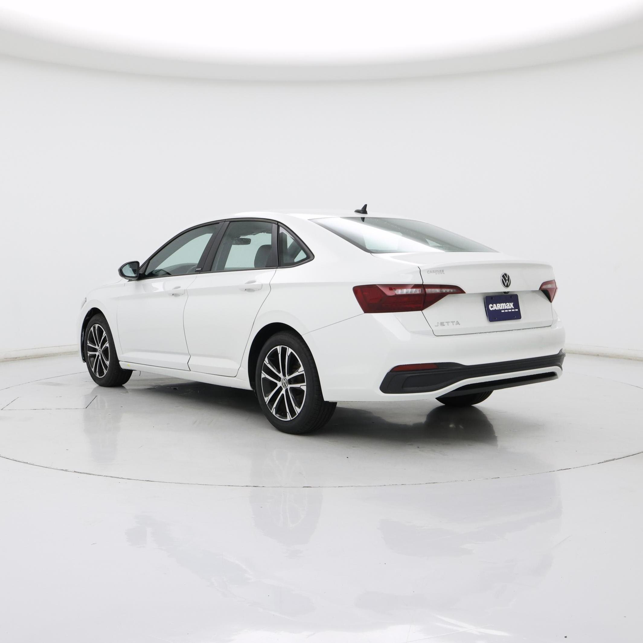 Thumbnail: 2024 Volkswagen Jetta - 2