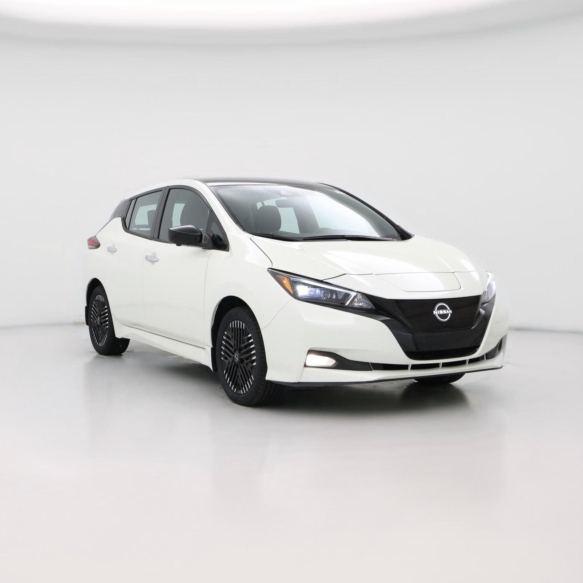 Thumbnail: 2023 Nissan Leaf - 1