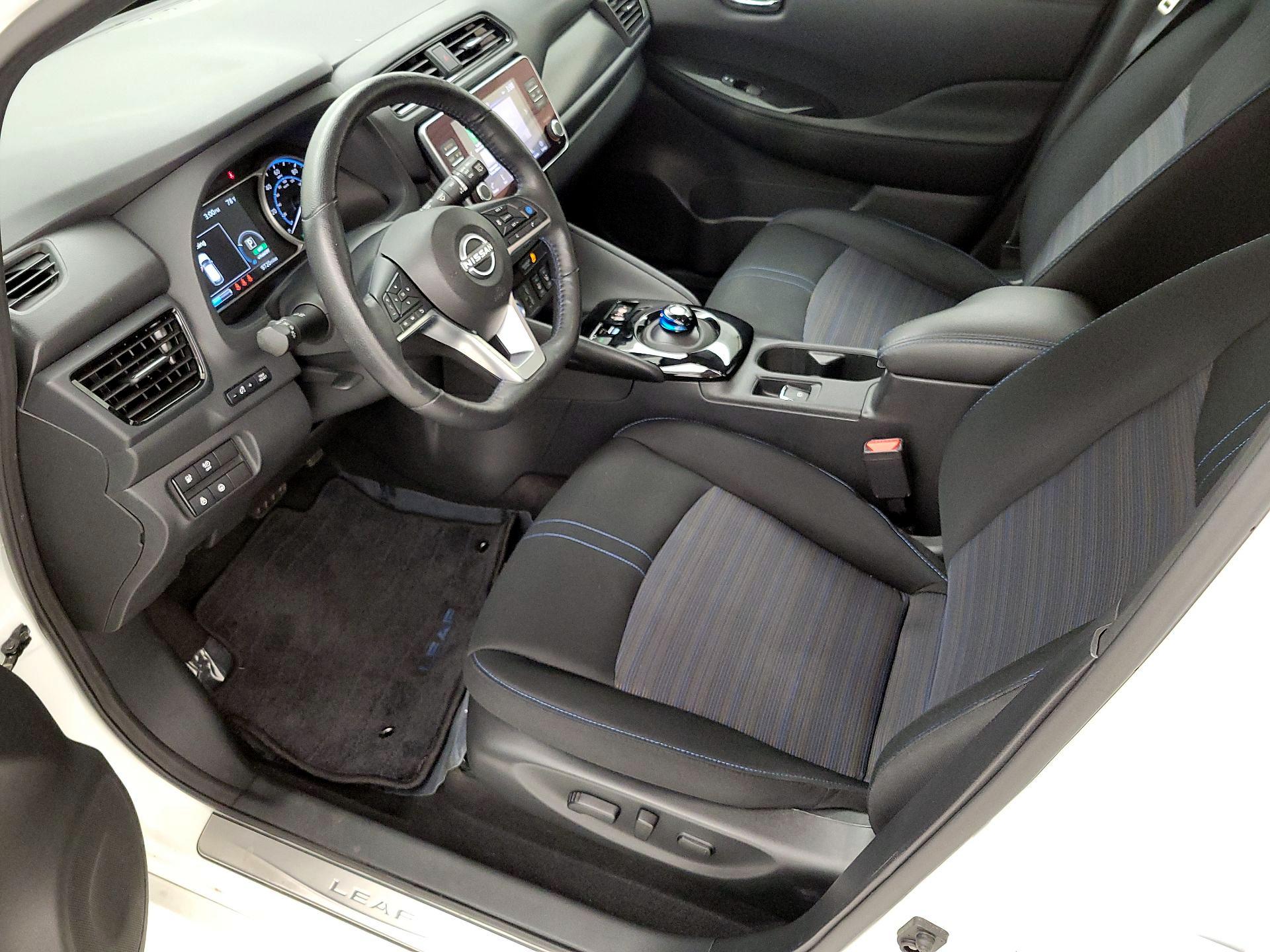 Thumbnail: 2023 Nissan Leaf - 11
