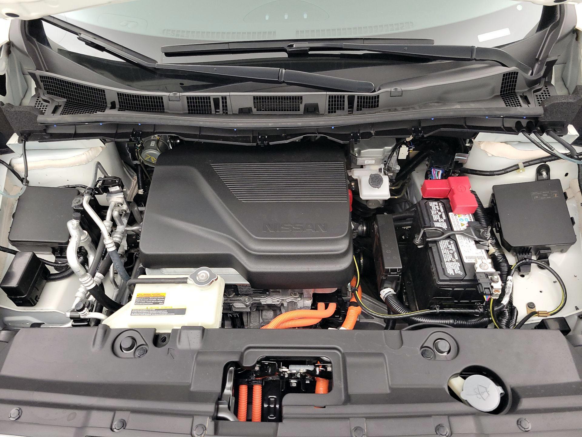 Thumbnail: 2023 Nissan Leaf - 17
