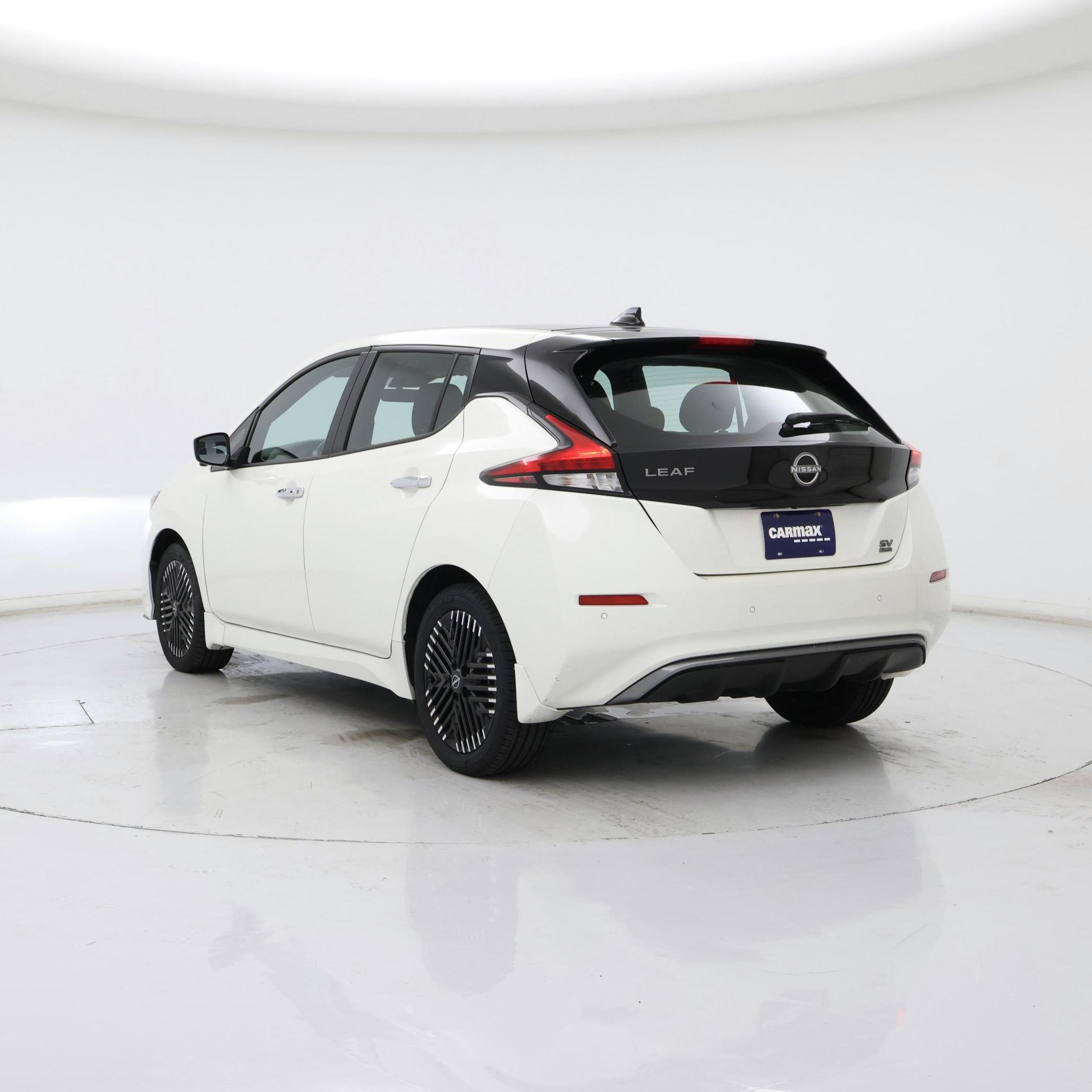 Thumbnail: 2023 Nissan Leaf - 2