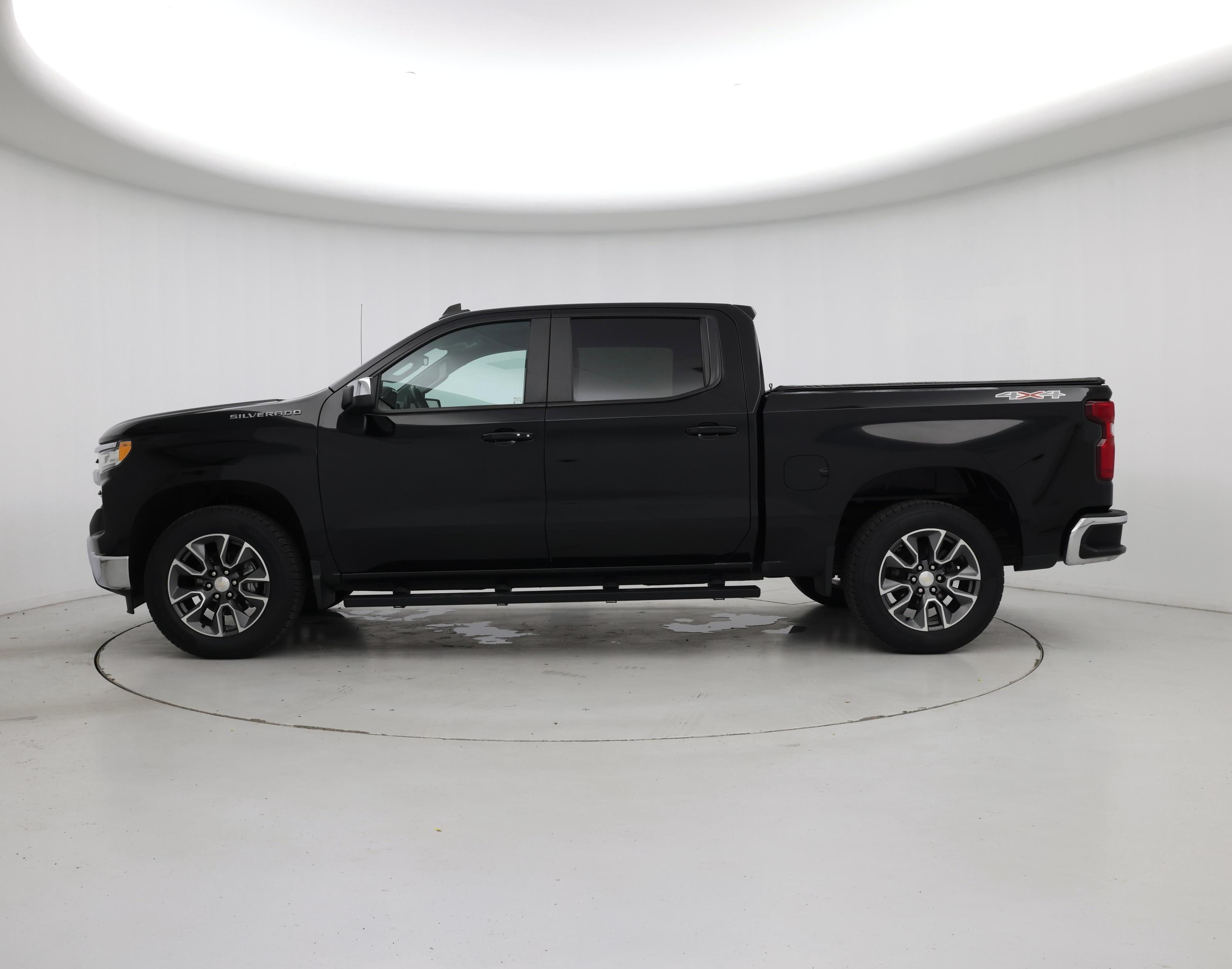 Thumbnail: 2022 Chevrolet Silverado 1500 - 3