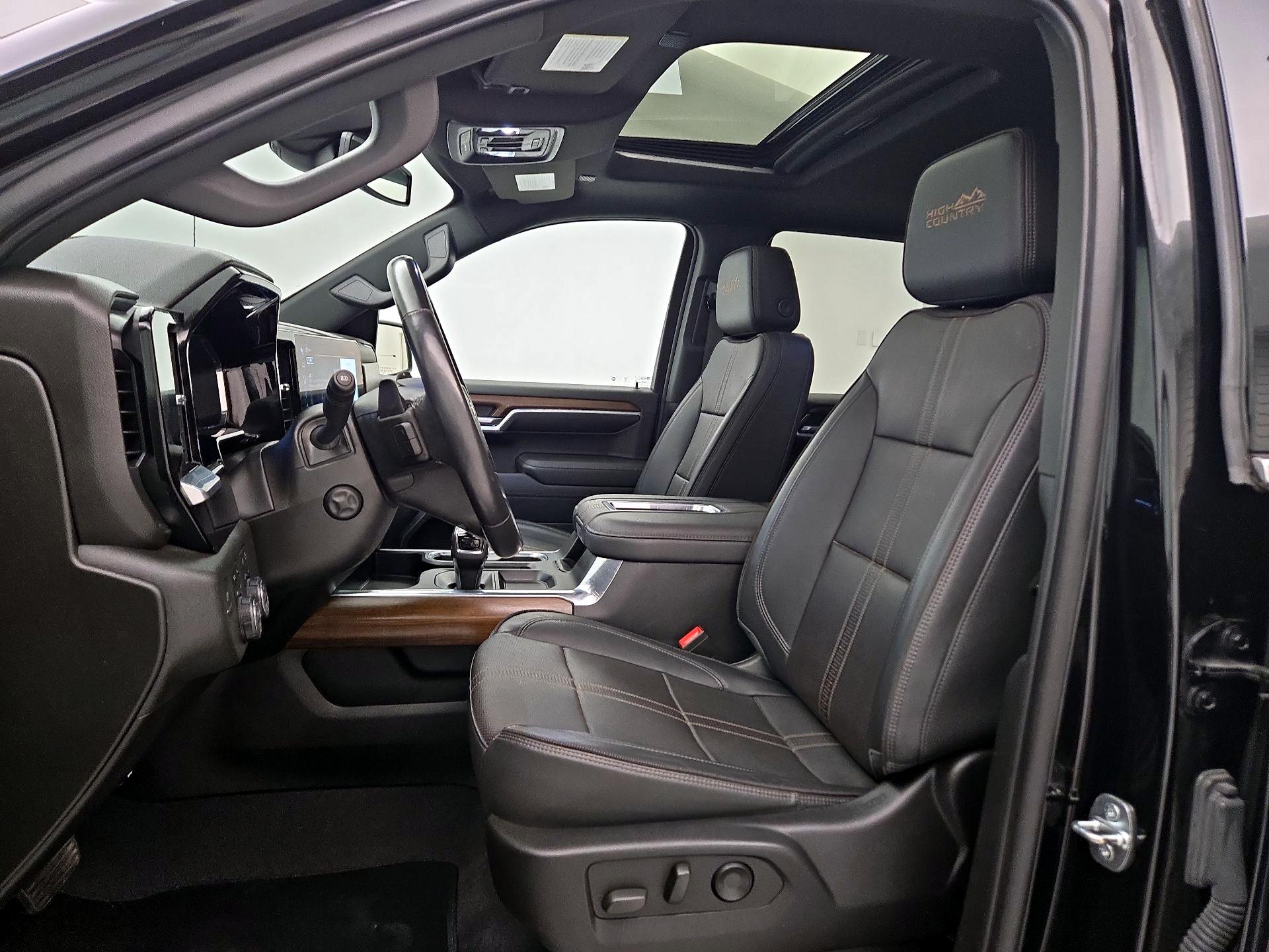 Thumbnail: 2022 Chevrolet Silverado 1500 - 11