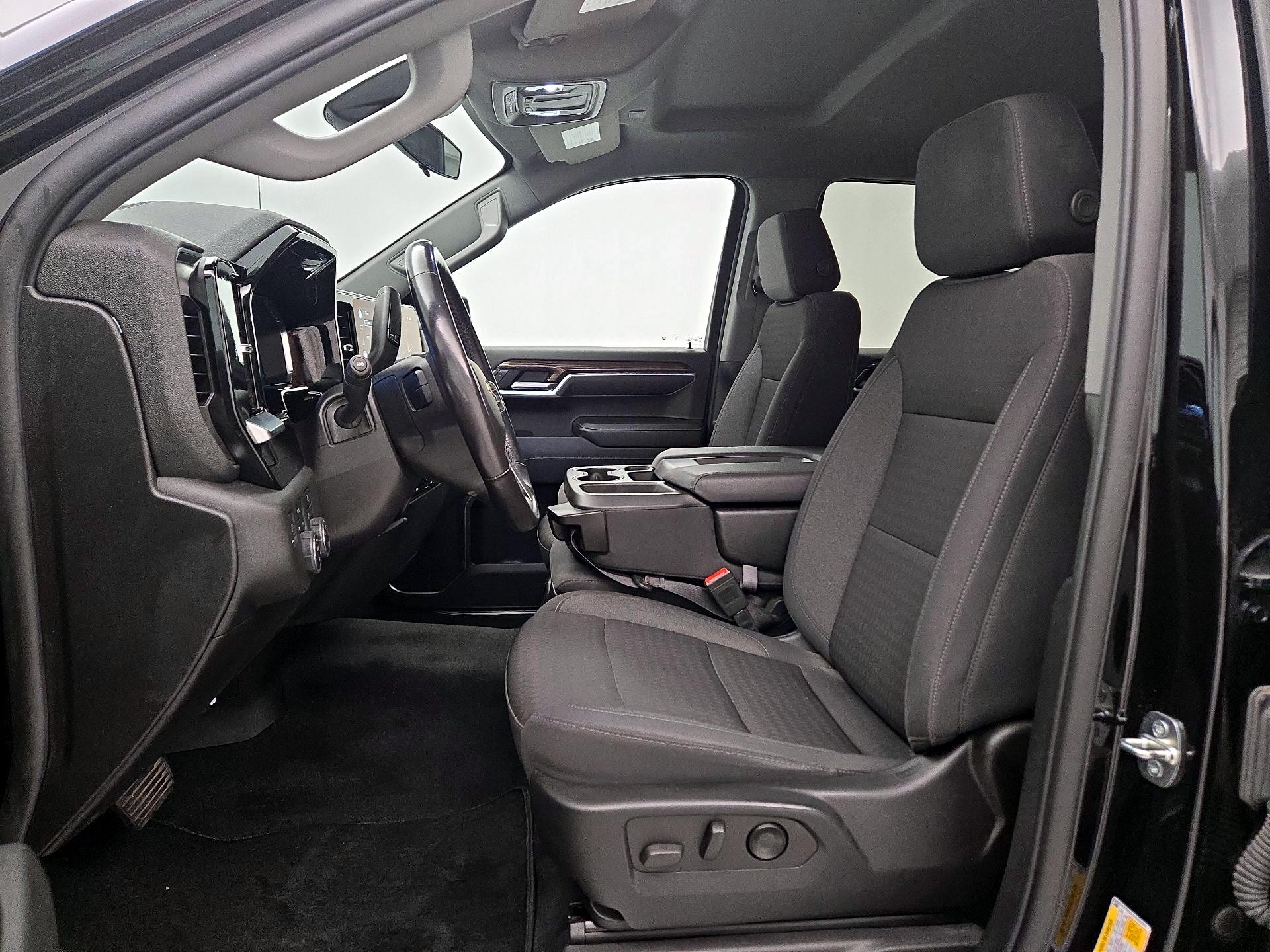 Thumbnail: 2022 Chevrolet Silverado 1500 - 11