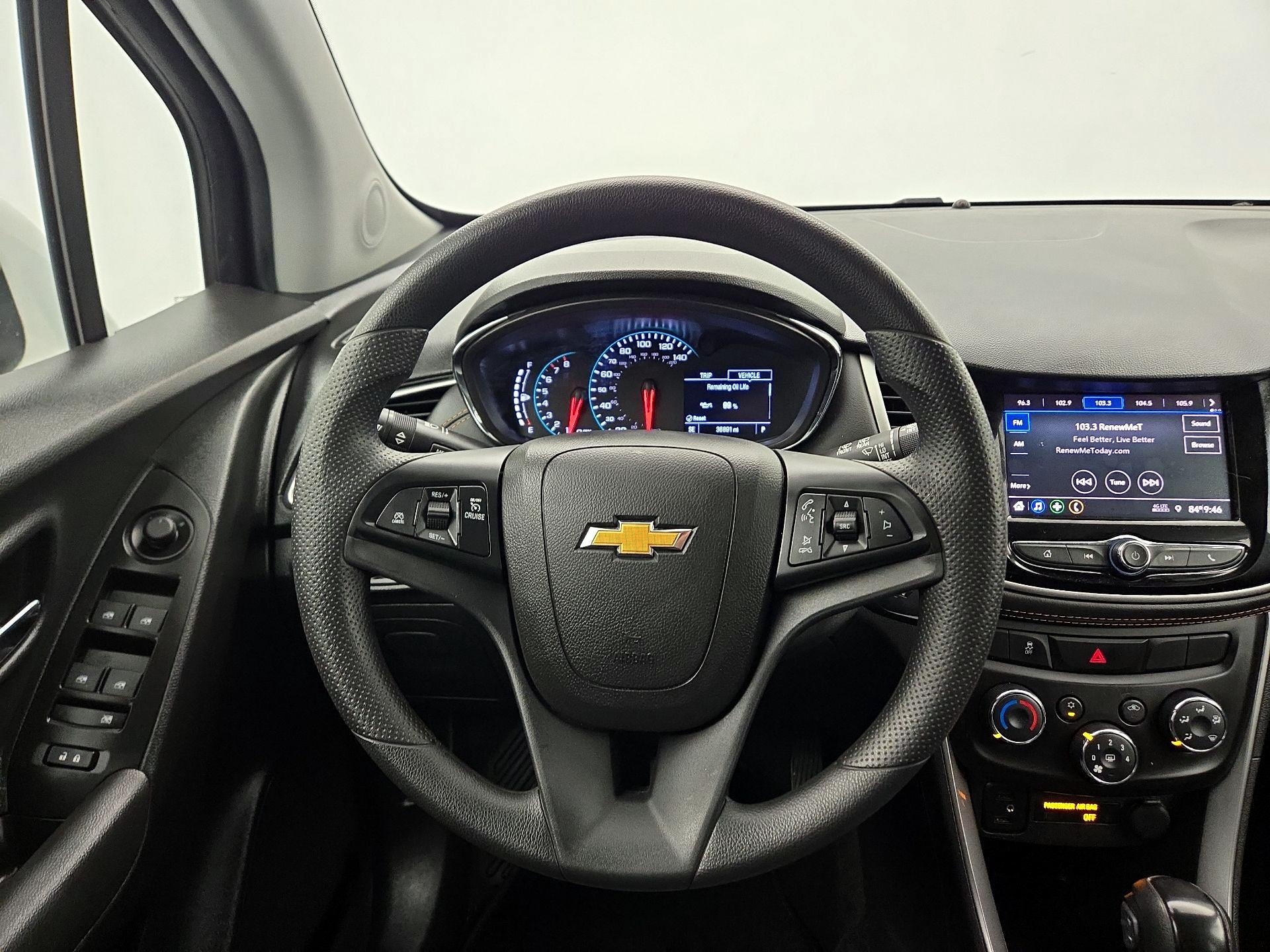 Thumbnail: 2020 Chevrolet Trax - 10