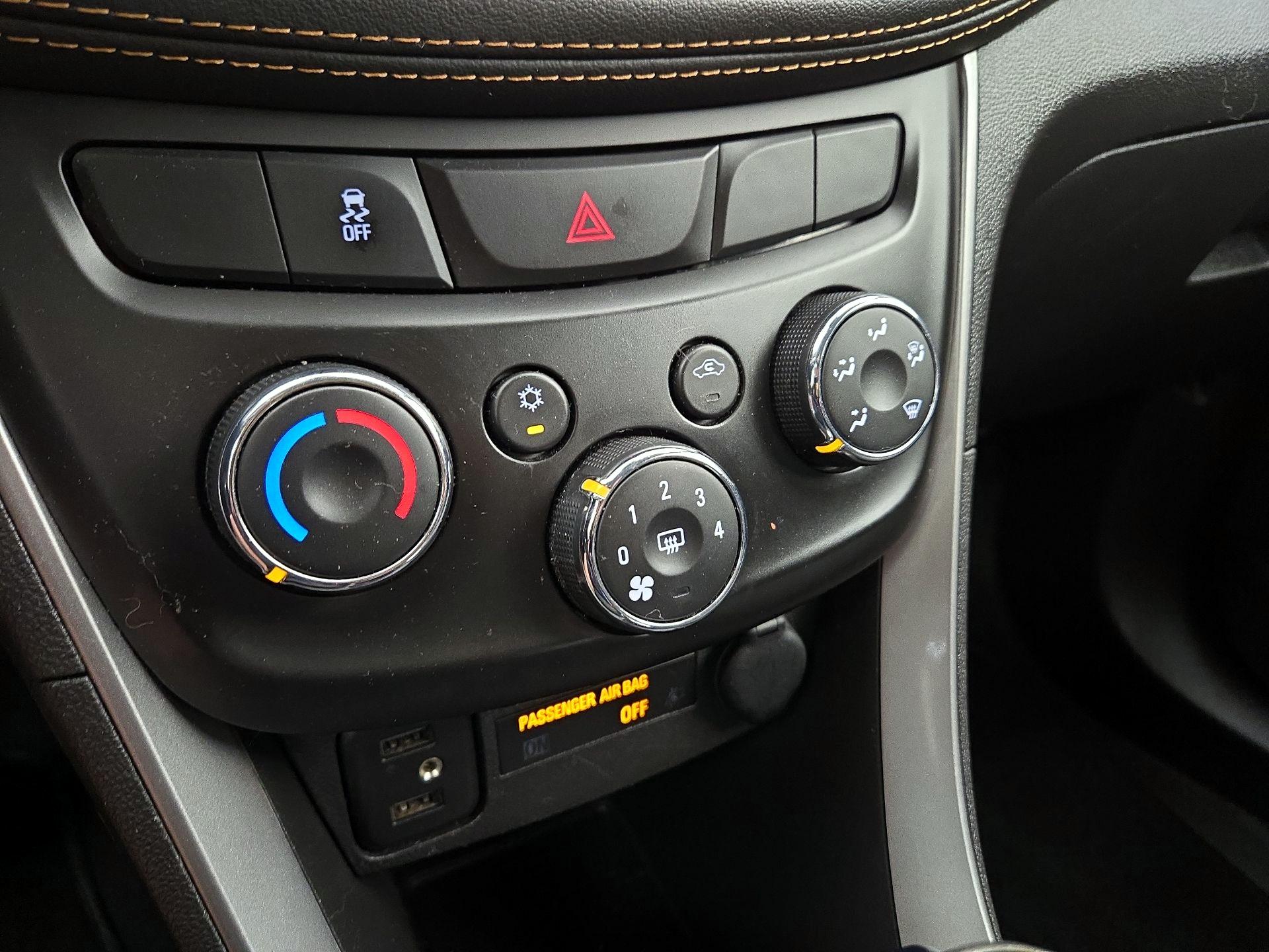 Thumbnail: 2020 Chevrolet Trax - 16