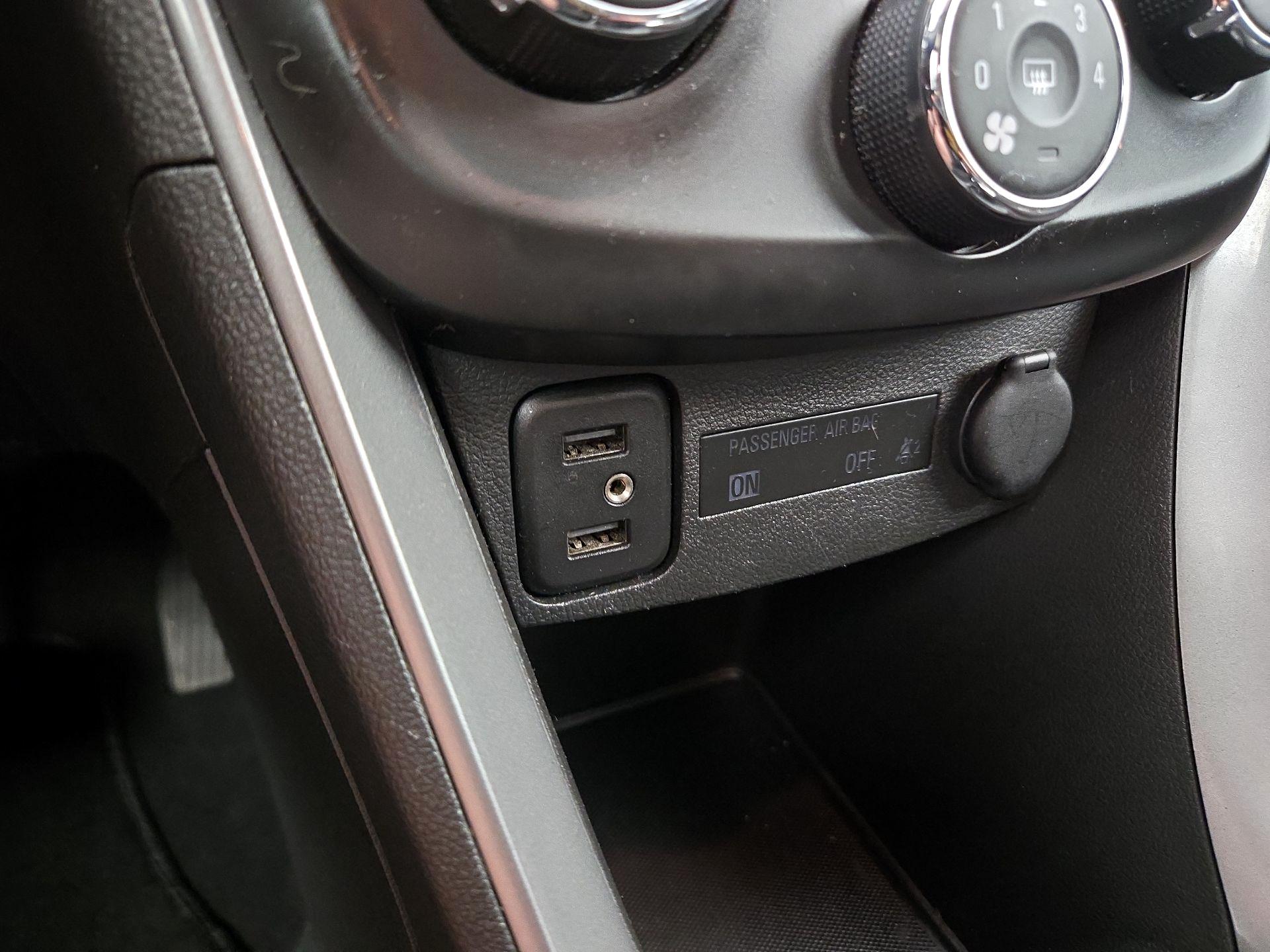 Thumbnail: 2020 Chevrolet Trax - 18
