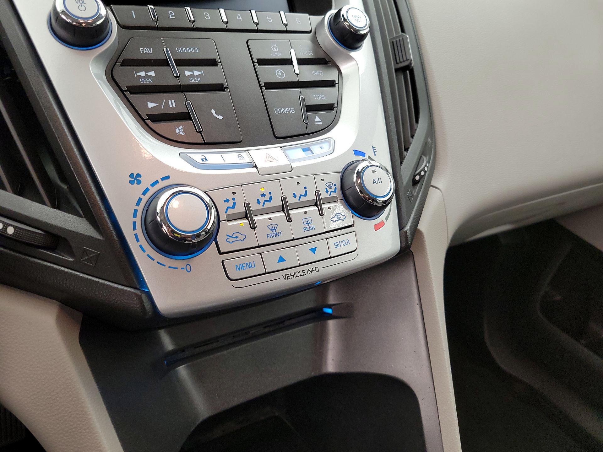 Thumbnail: 2014 Chevrolet Equinox - 14
