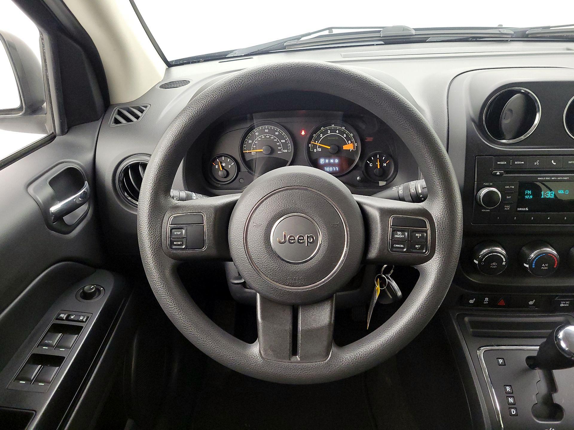 Thumbnail: 2015 Jeep Compass - 10