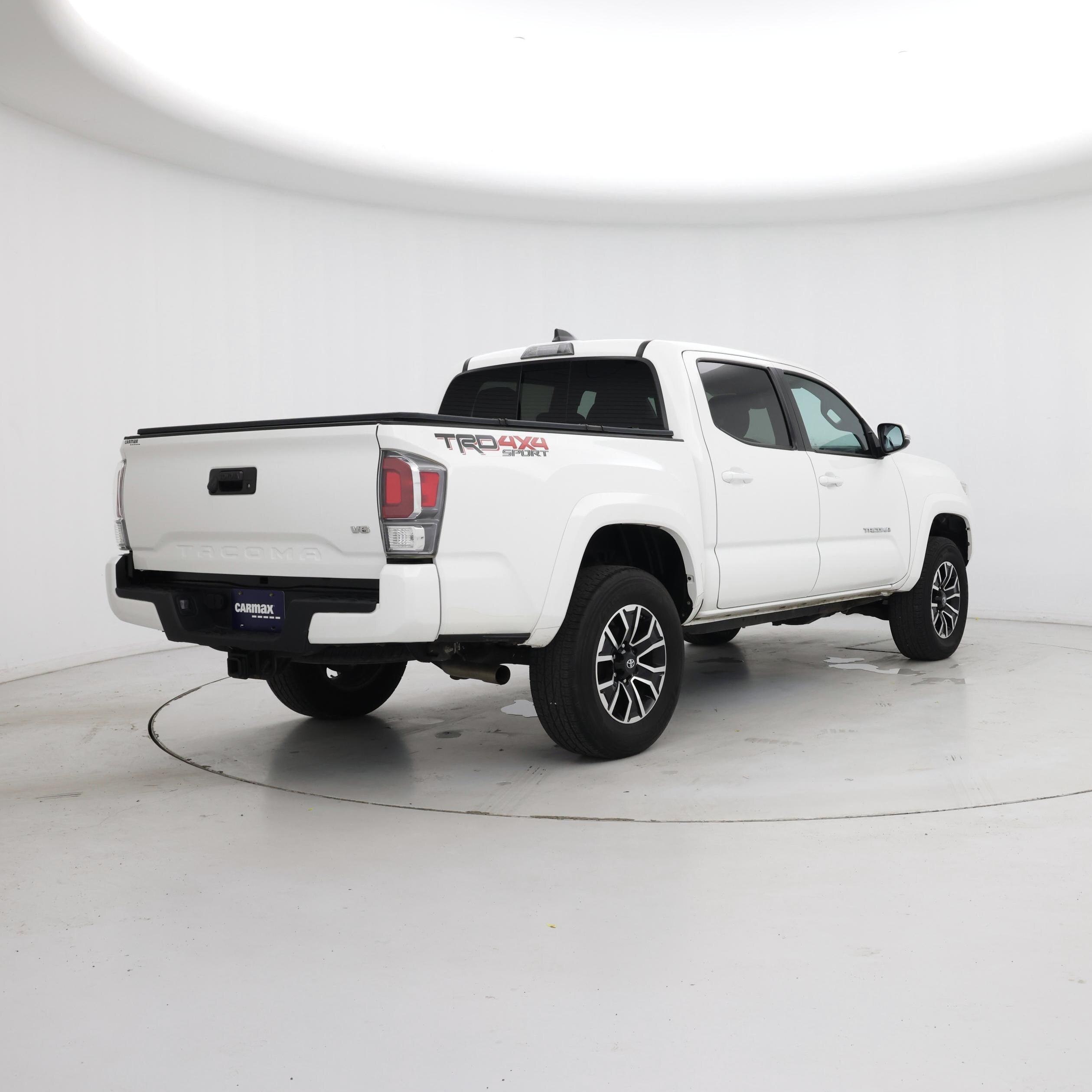 Thumbnail: 2020 Toyota Tacoma - 8