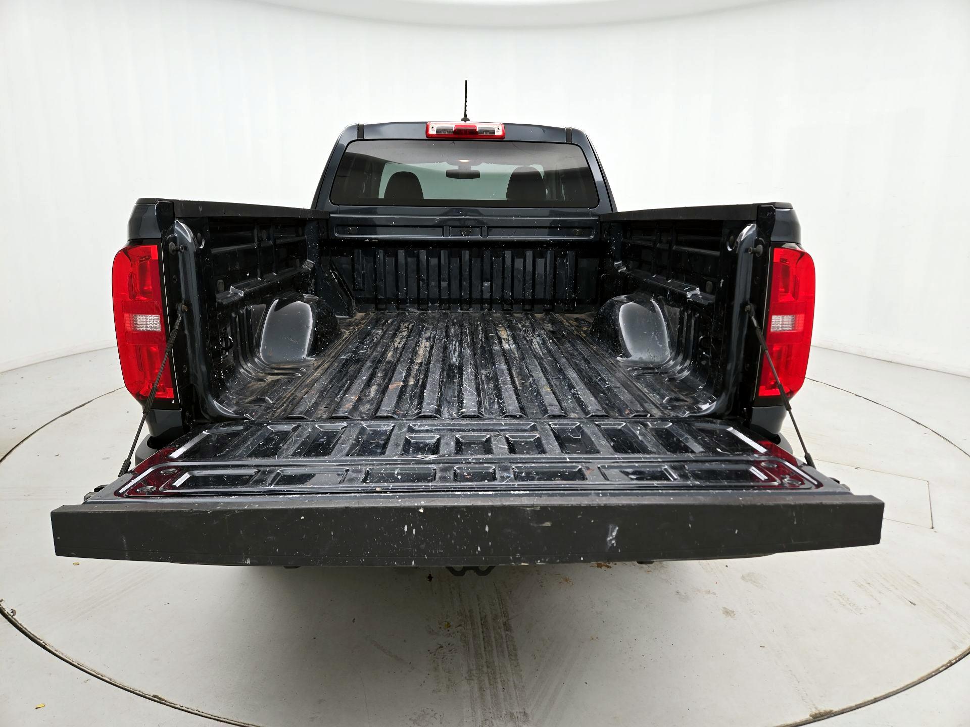 Thumbnail: 2019 Chevrolet Colorado - 19