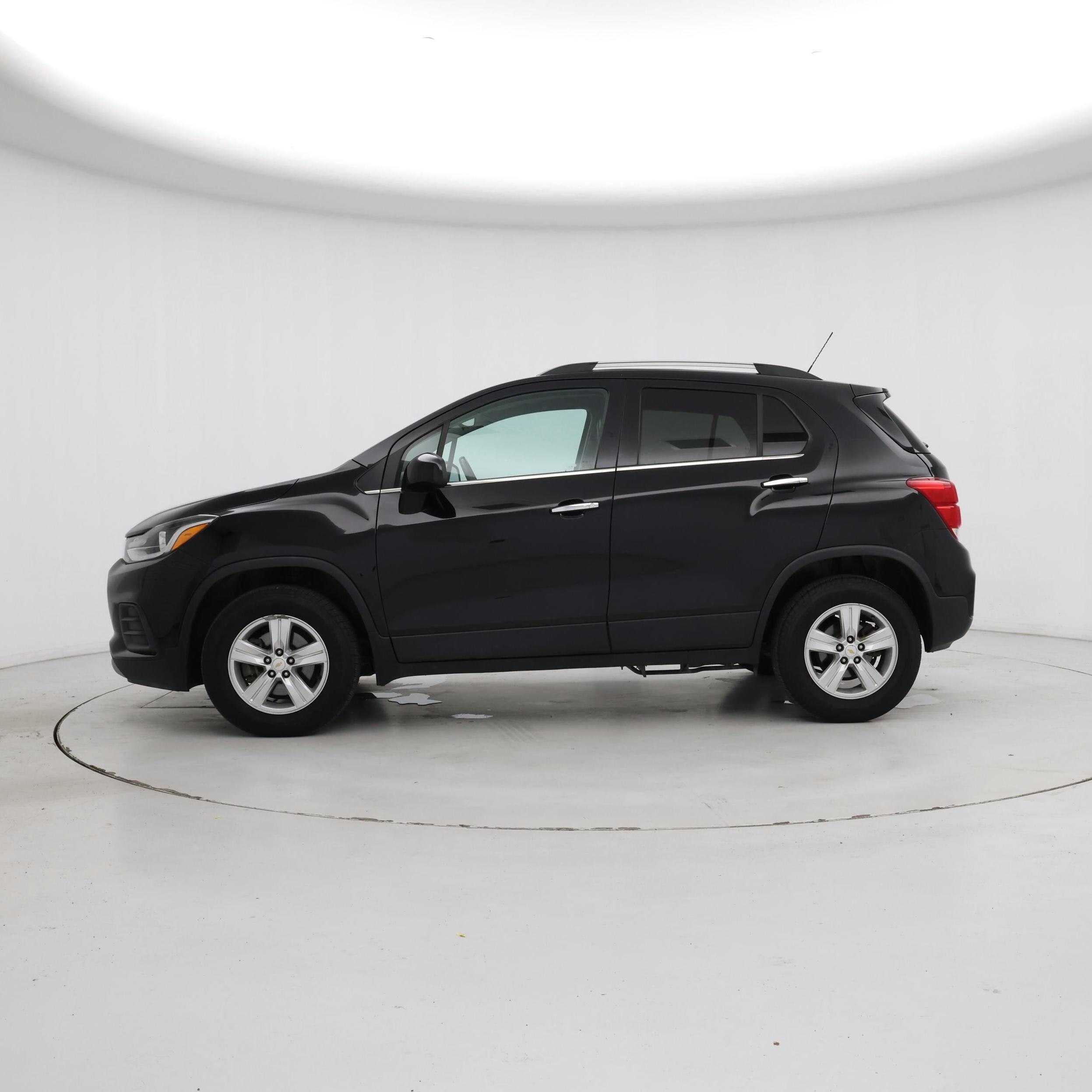 Thumbnail: 2020 Chevrolet Trax - 3