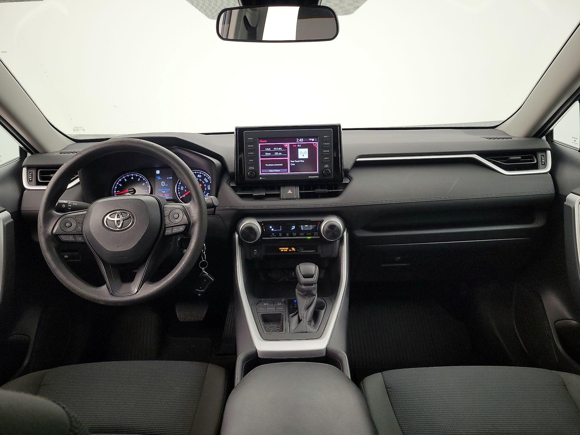 Thumbnail: 2022 Toyota RAV4 - 9