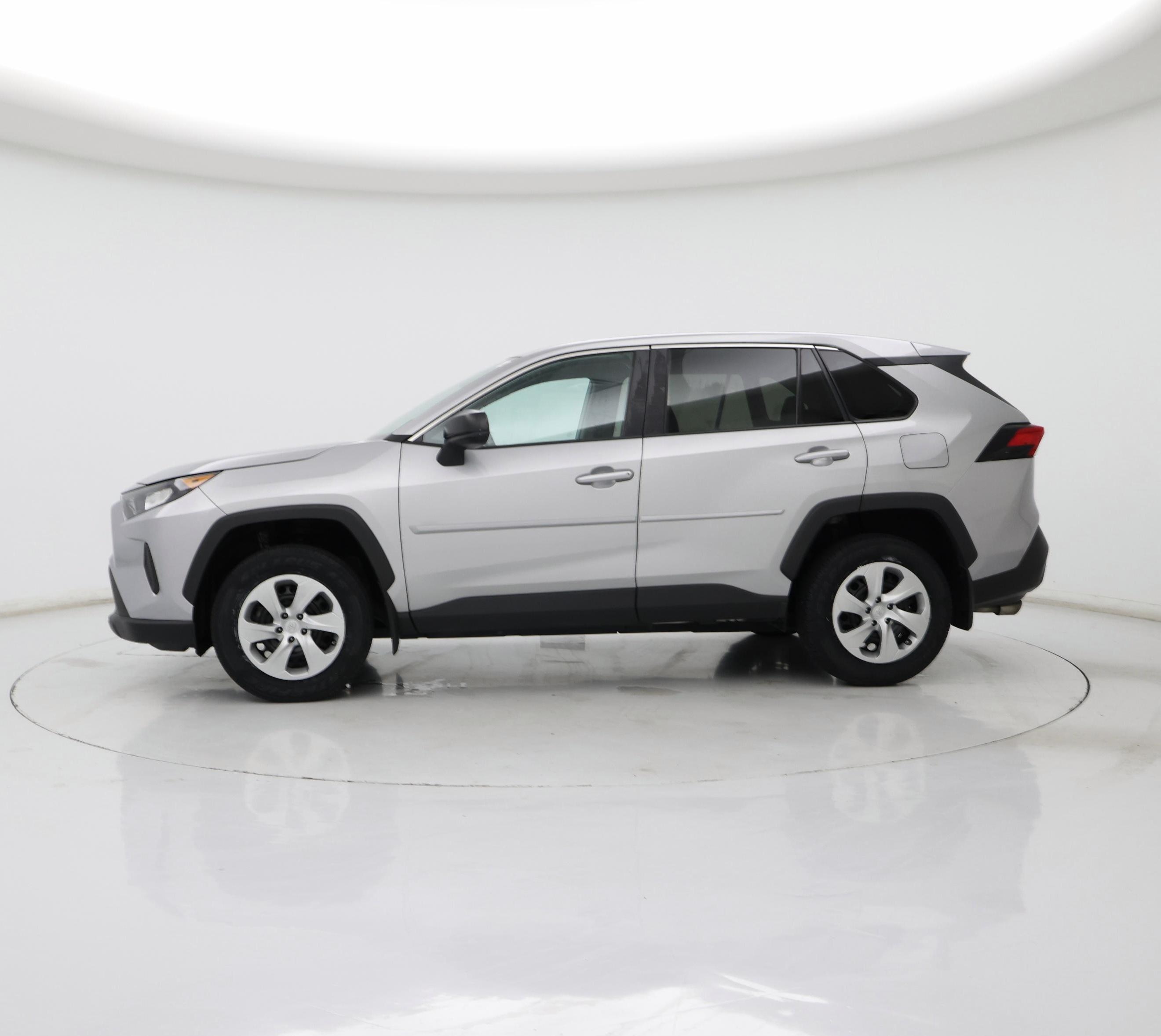 Thumbnail: 2022 Toyota RAV4 - 3
