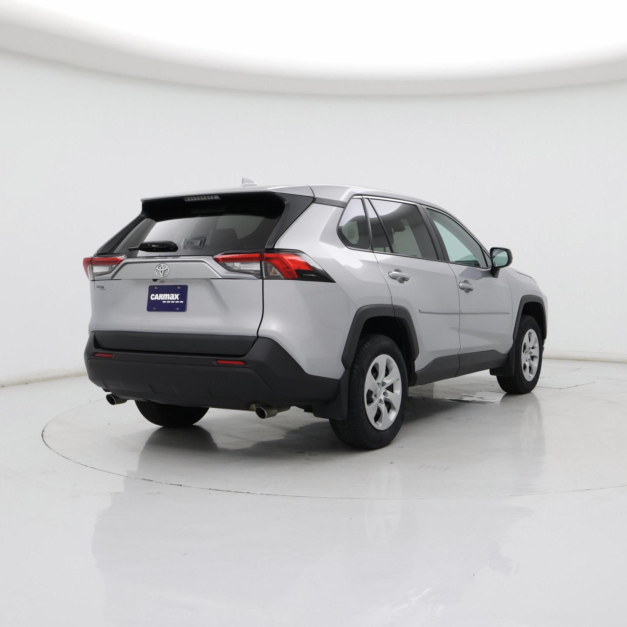 Thumbnail: 2022 Toyota RAV4 - 8