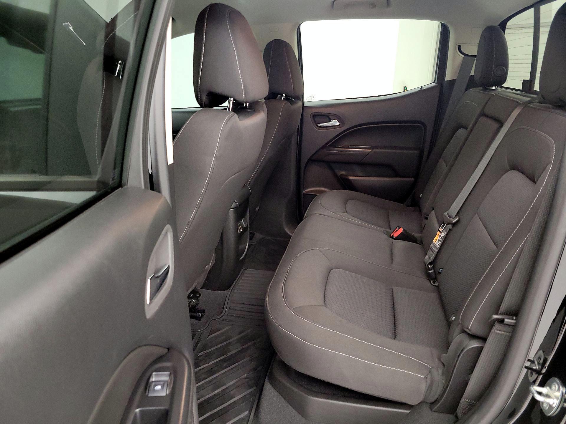 Thumbnail: 2022 Chevrolet Colorado - 17