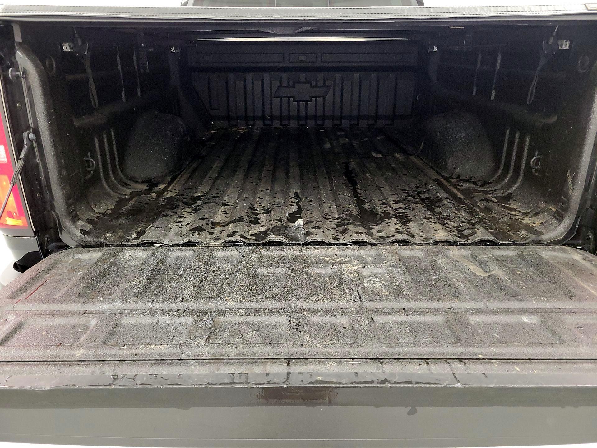 Thumbnail: 2022 Chevrolet Colorado - 18