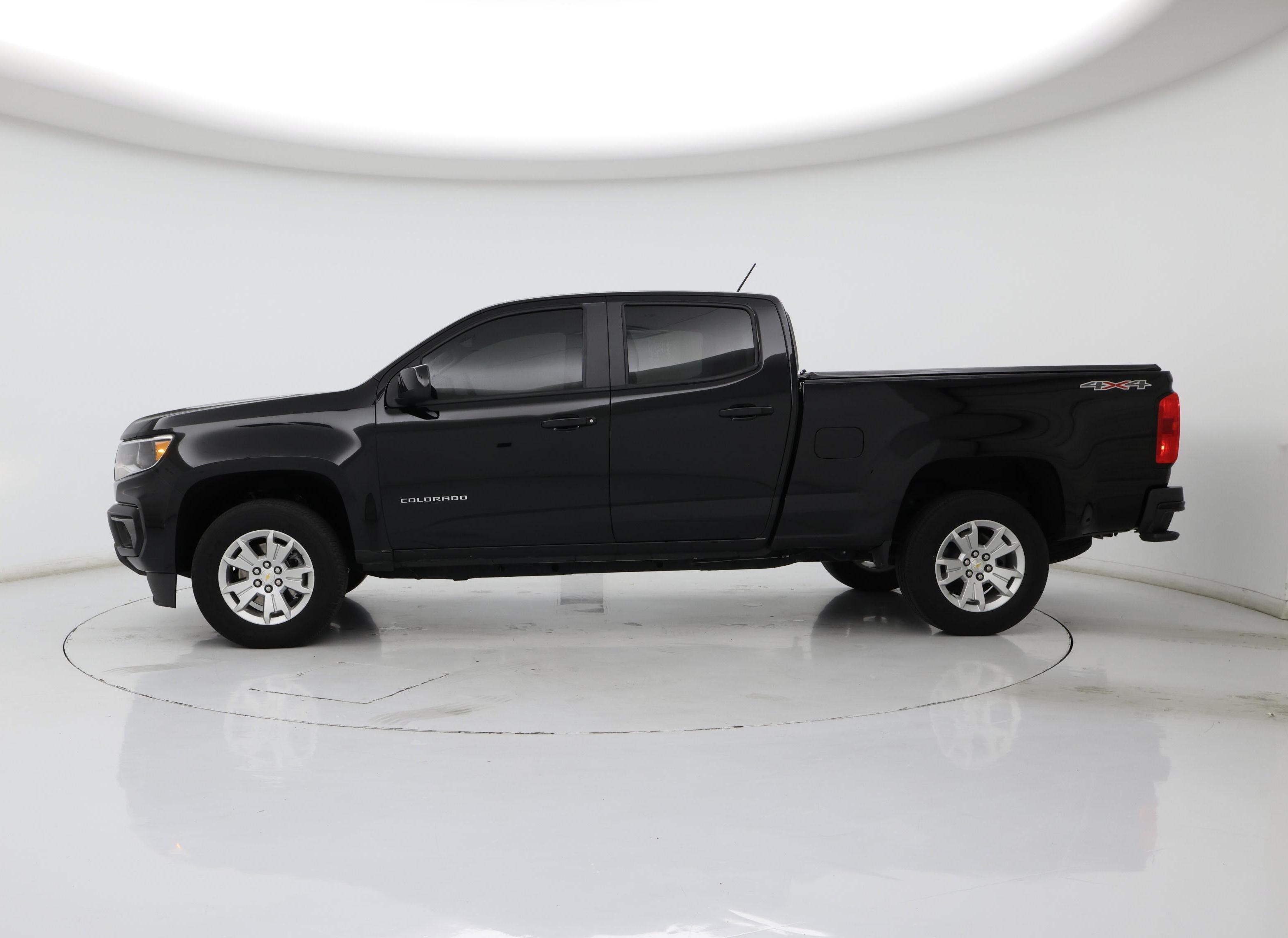 Thumbnail: 2022 Chevrolet Colorado - 3