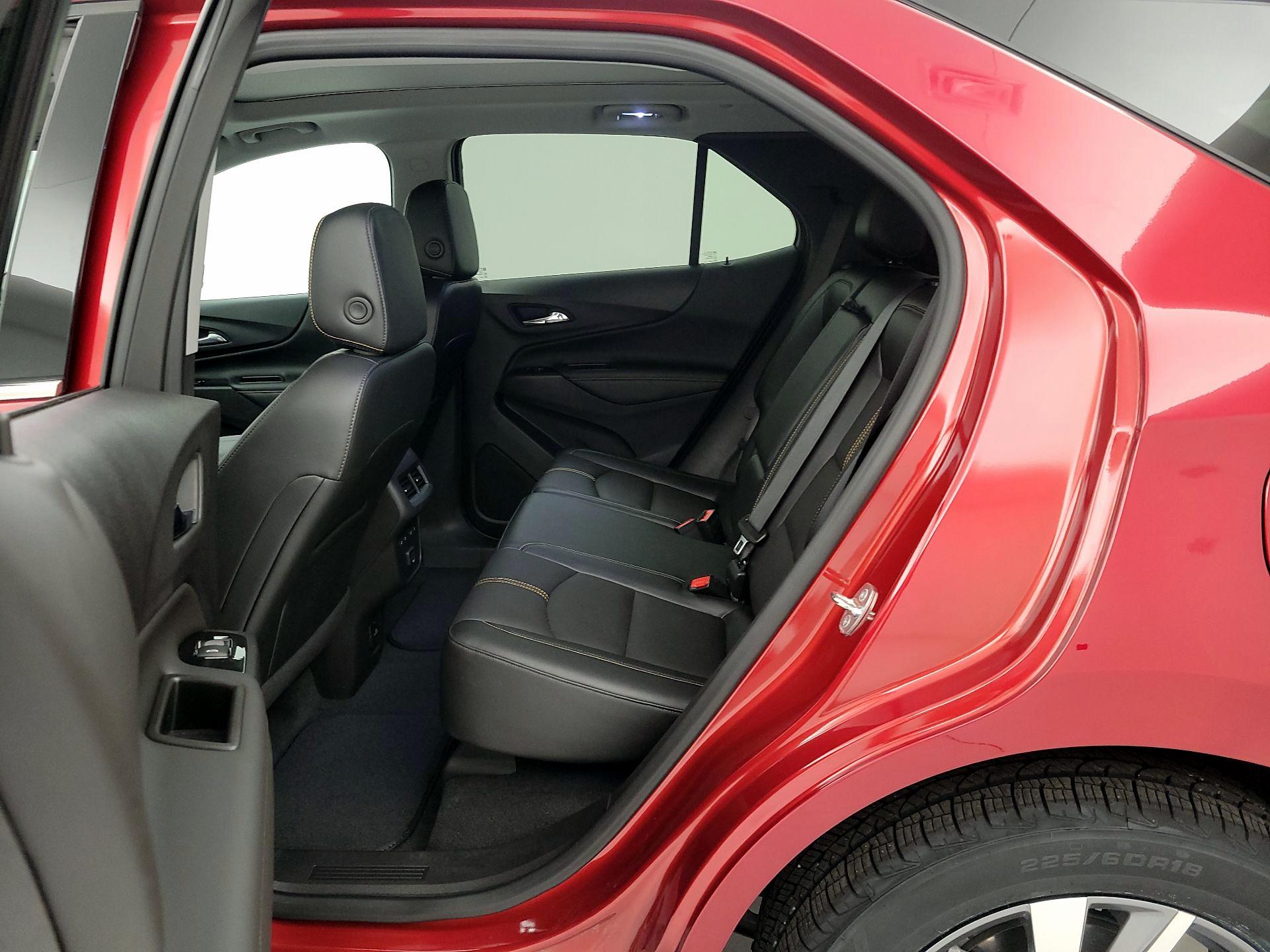 Thumbnail: 2024 Chevrolet Equinox - 16